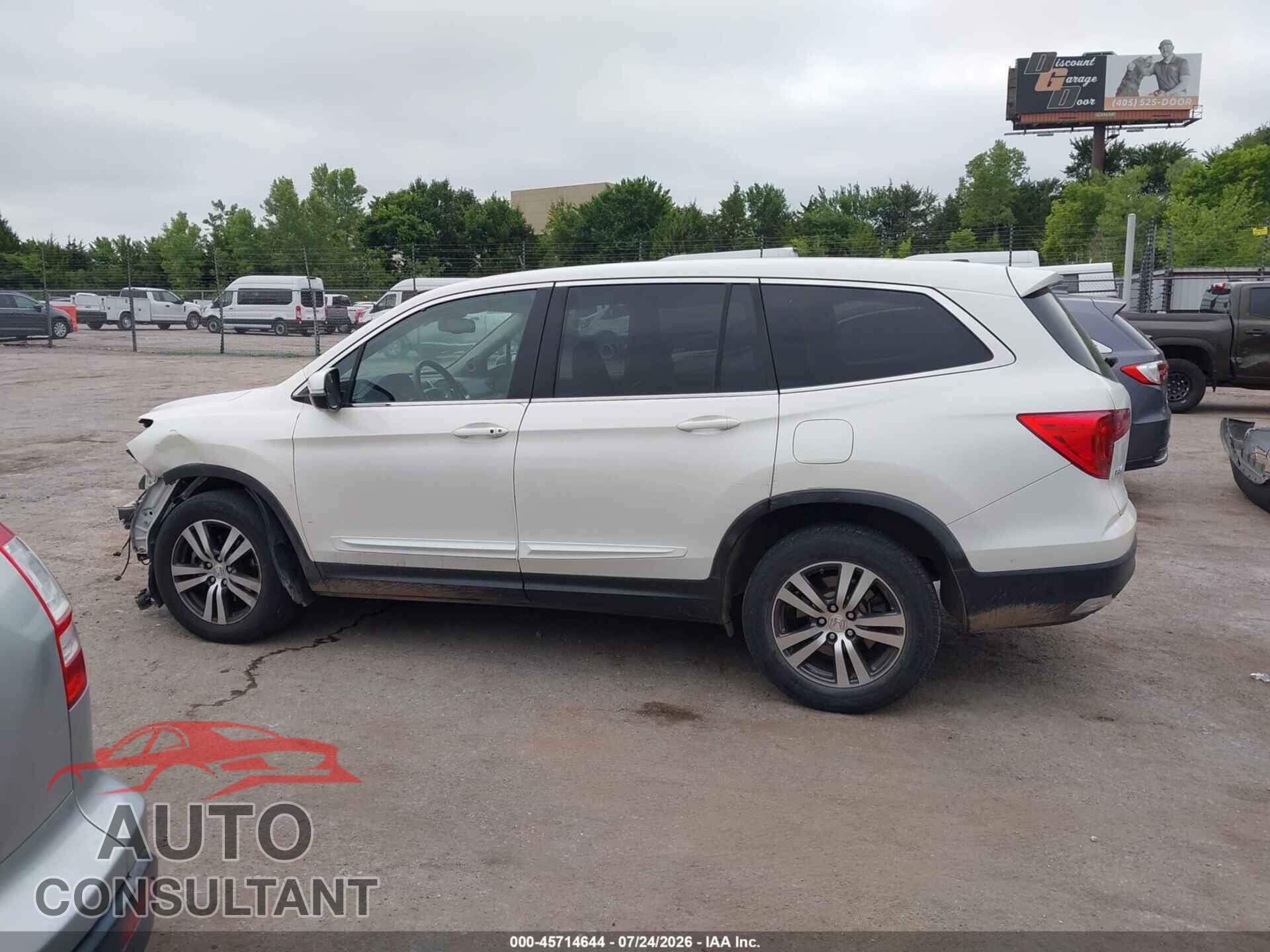 HONDA PILOT 2016 - 5FNYF6H68GB053019