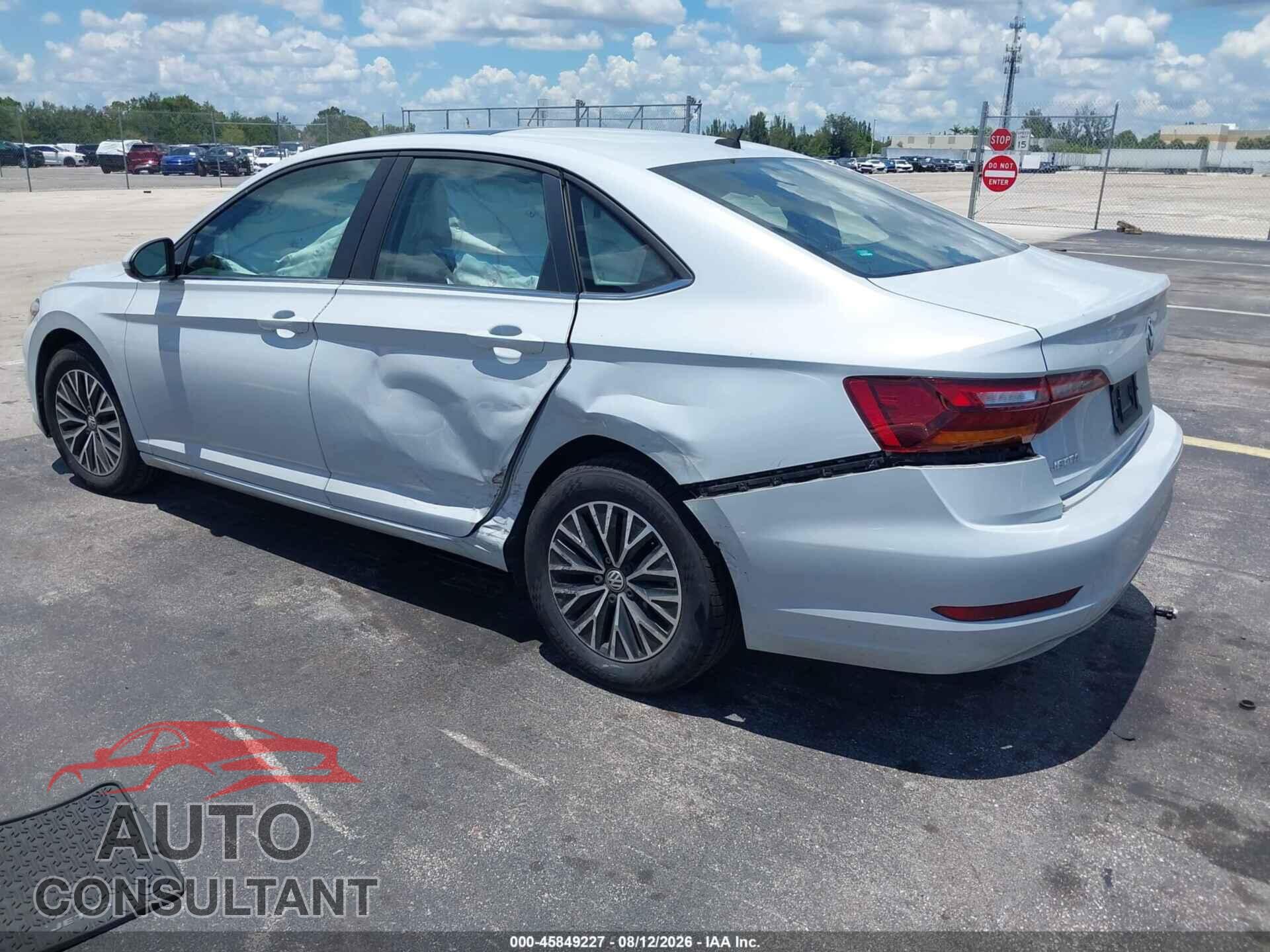 VOLKSWAGEN JETTA 2019 - 3VWC57BU7KM077940