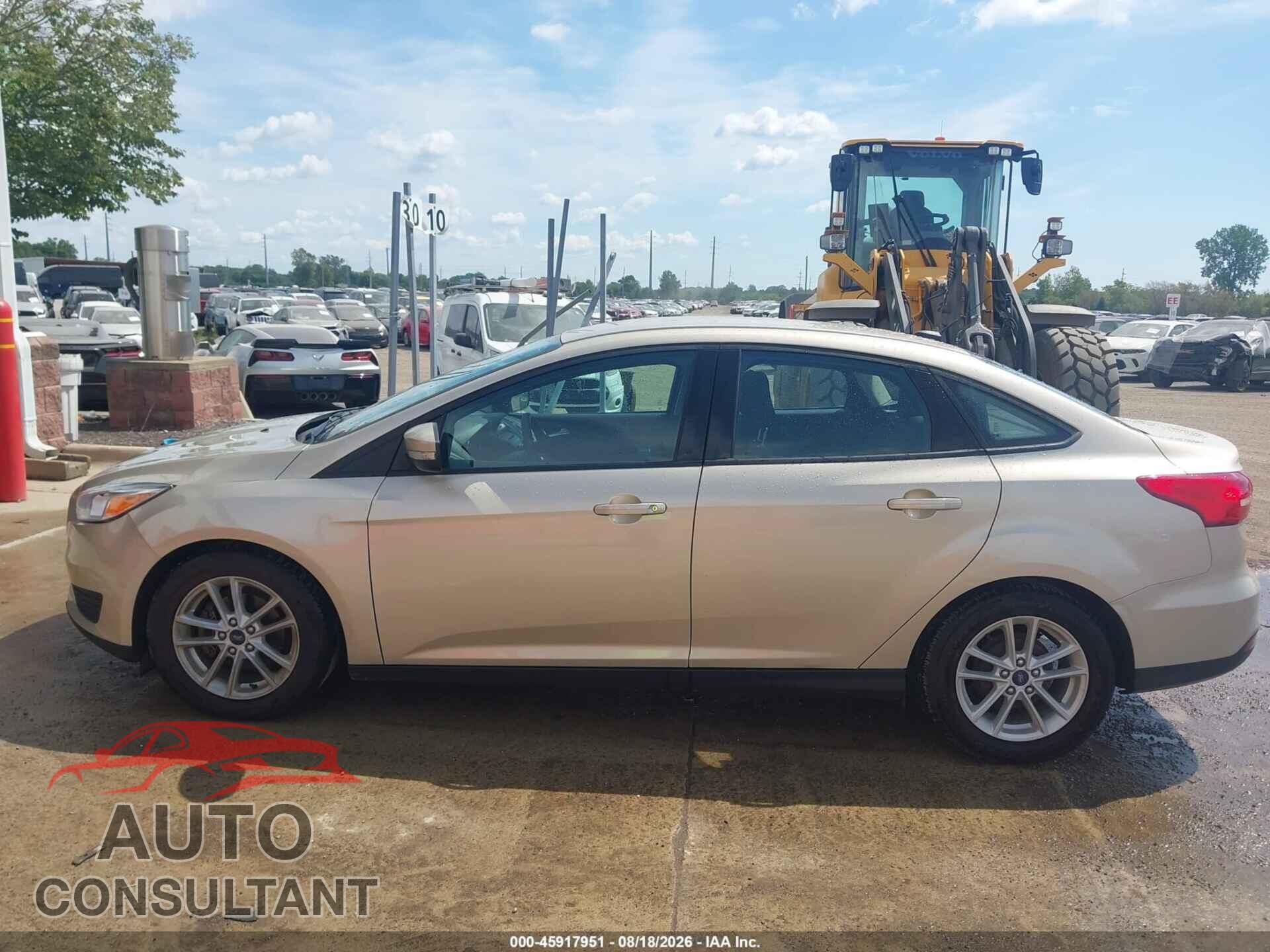 FORD FOCUS 2017 - 1FADP3F25HL329655
