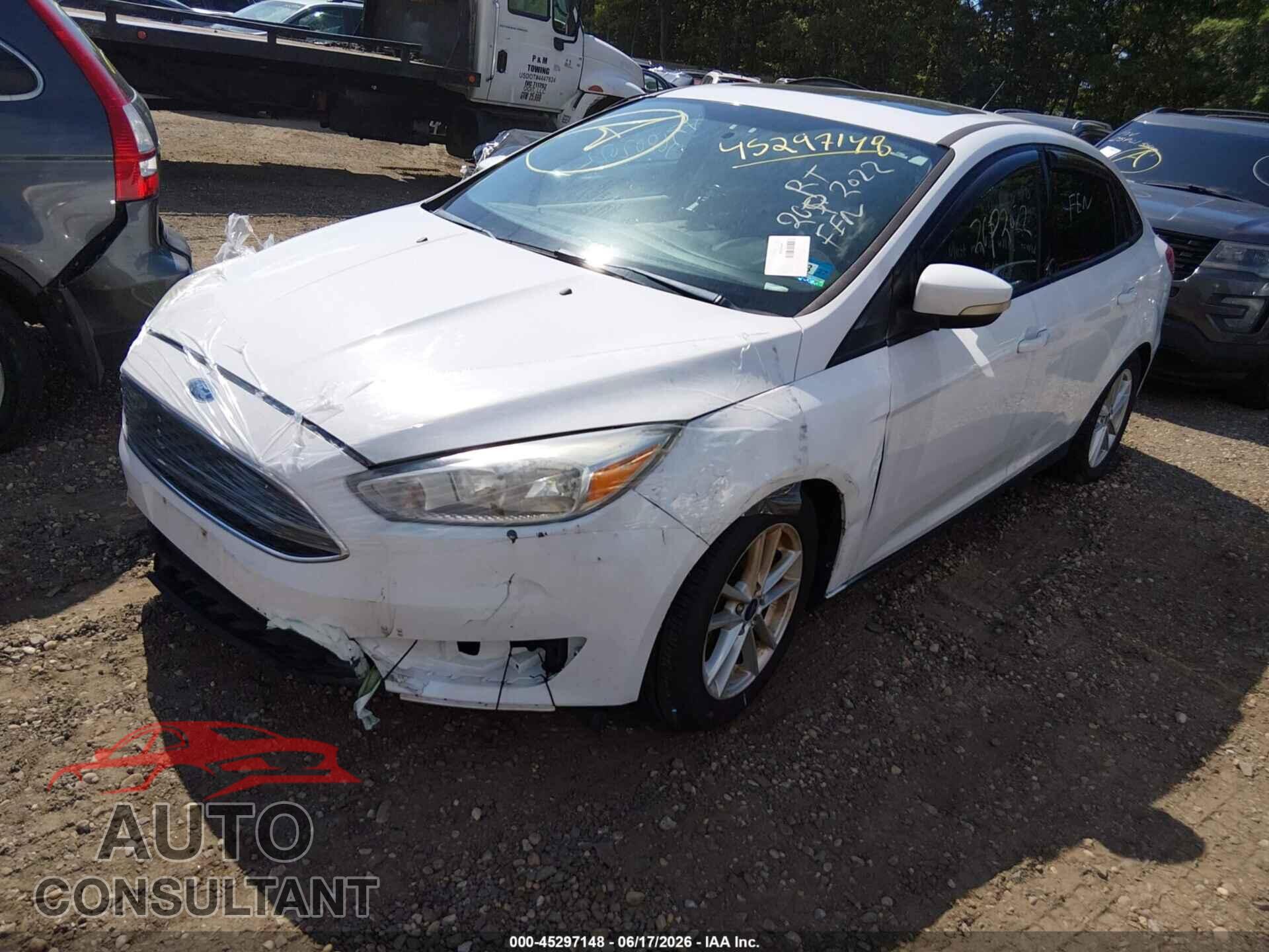 FORD FOCUS 2015 - 1FADP3F29FL262667