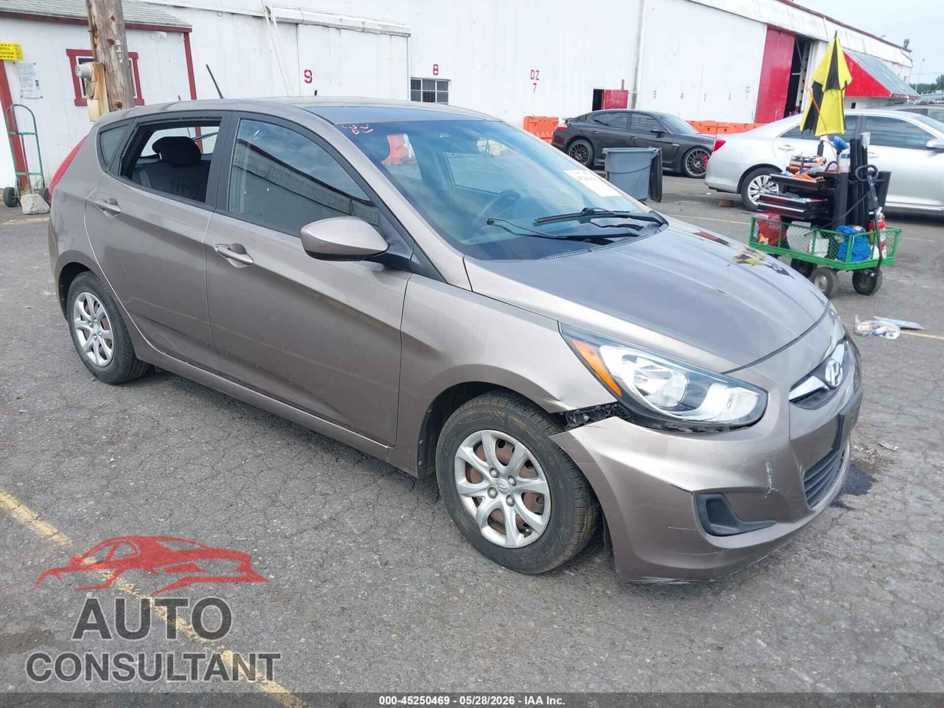 HYUNDAI ACCENT 2014 - KMHCT5AE2EU189872
