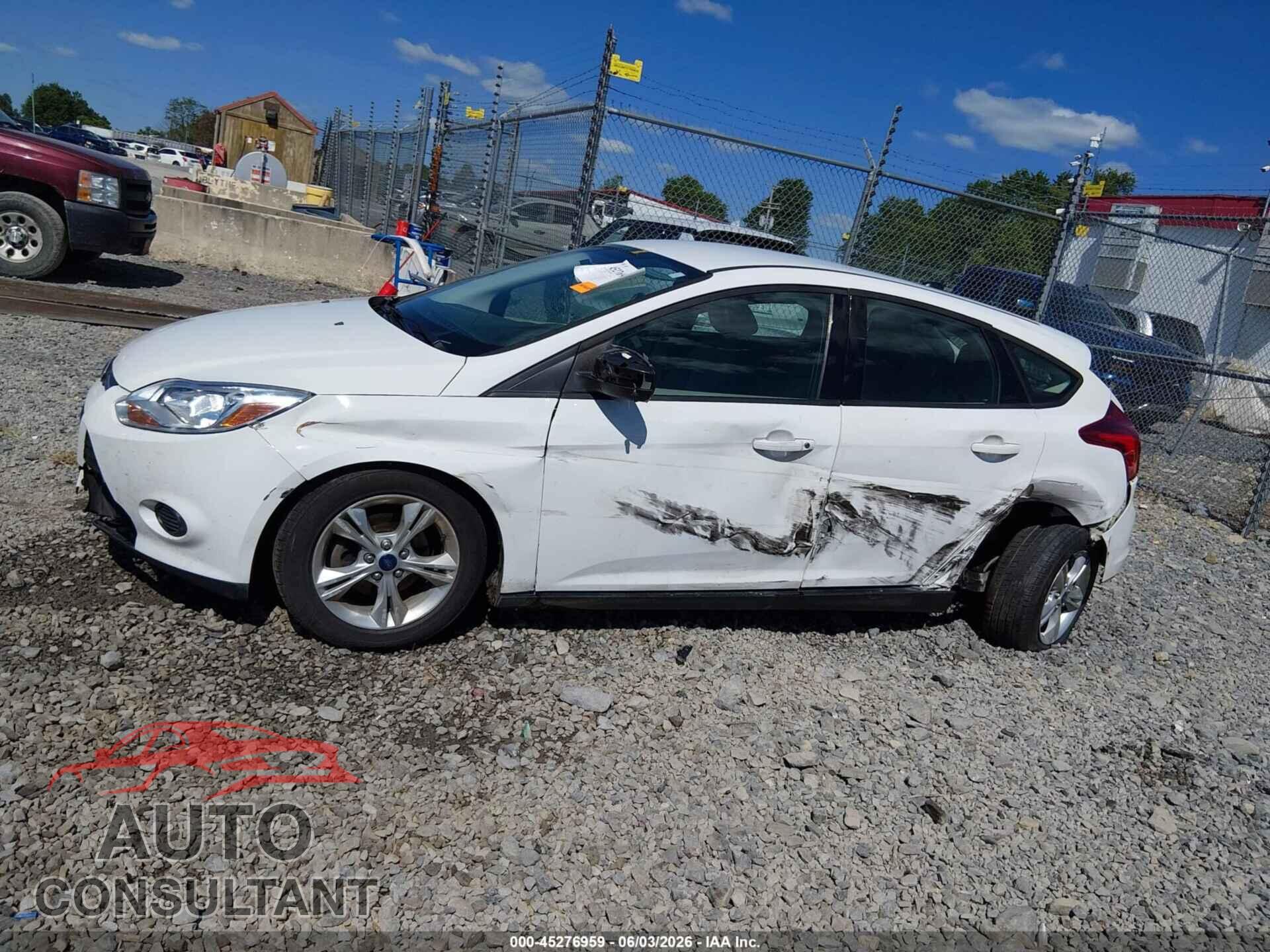 FORD FOCUS 2014 - 1FADP3K27EL115073