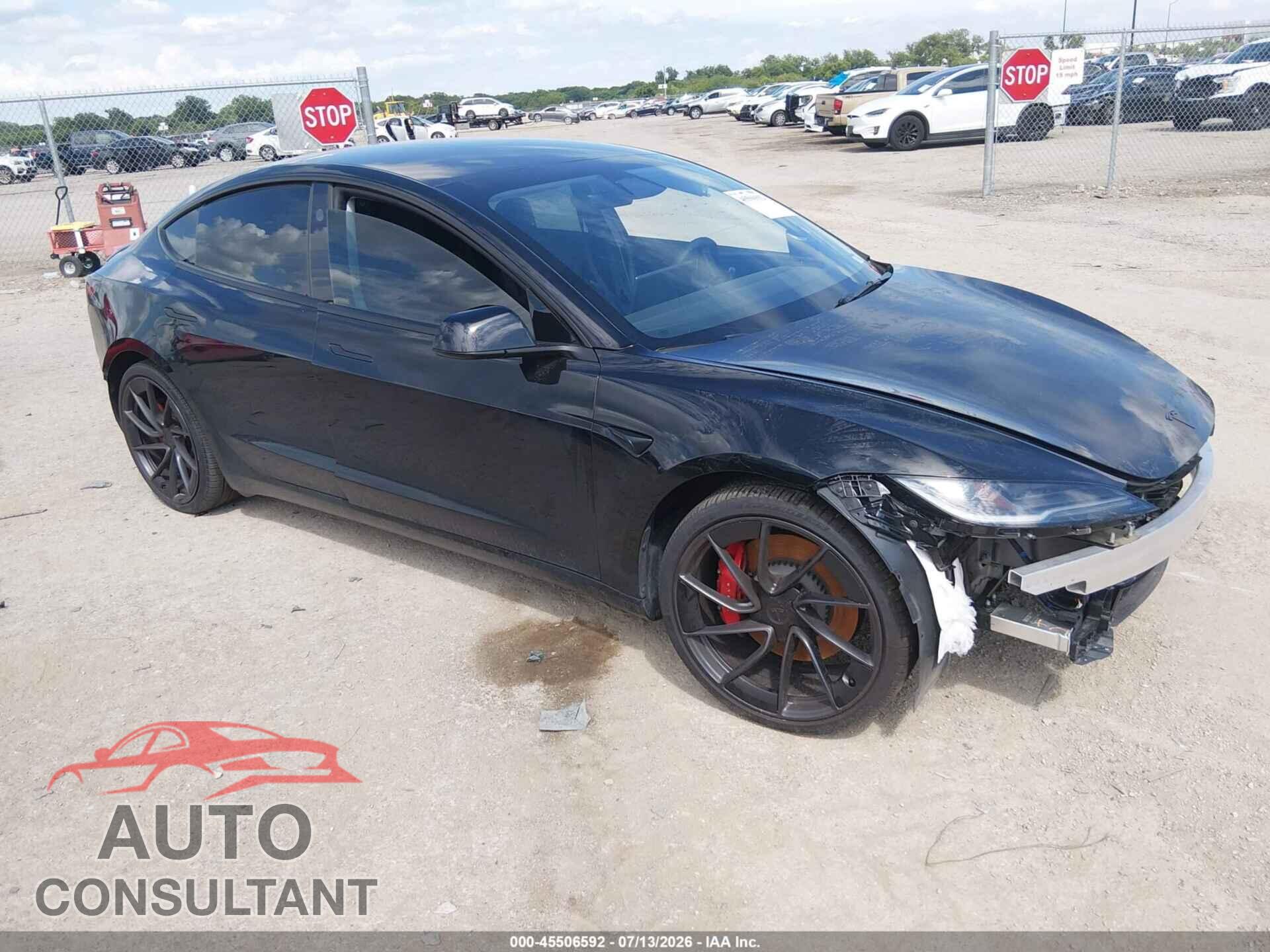 TESLA MODEL 3 2026 - 5YJ3E1ET7TF142696