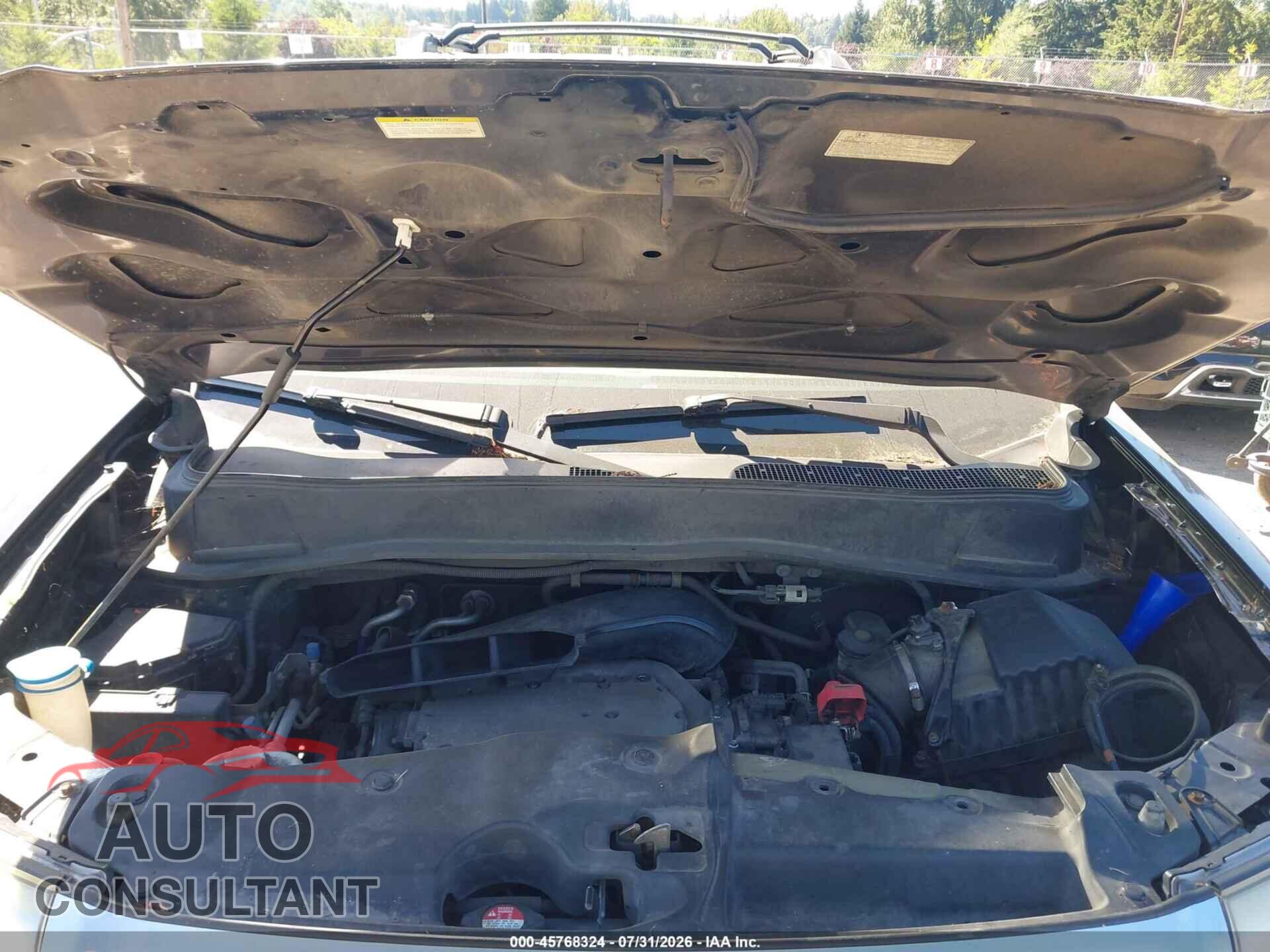 HONDA PILOT 2010 - 5FNYF4H90AB033451
