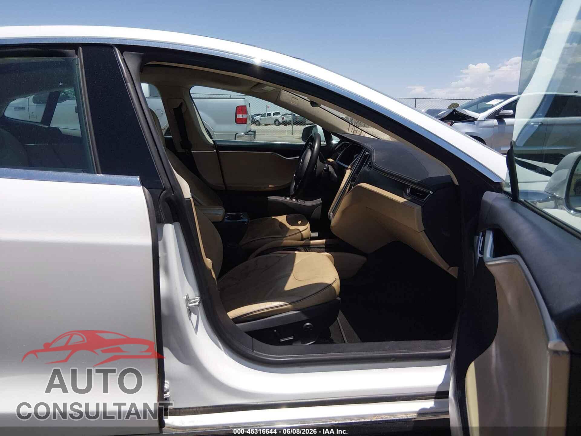 TESLA MODEL S 2012 - 5YJSA1DP7CFP01420