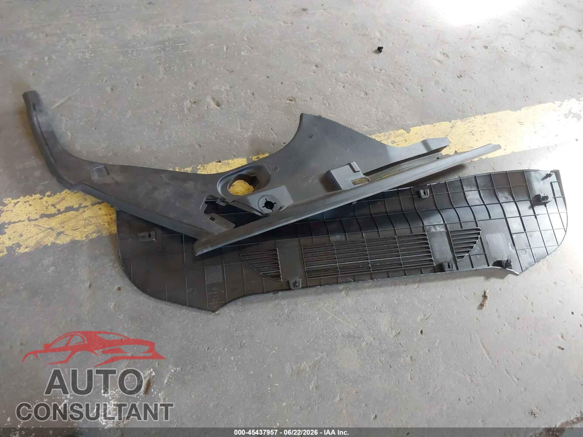 FORD MUSTANG MACH-E 2024 - 3FMTK3SU3RMA03280