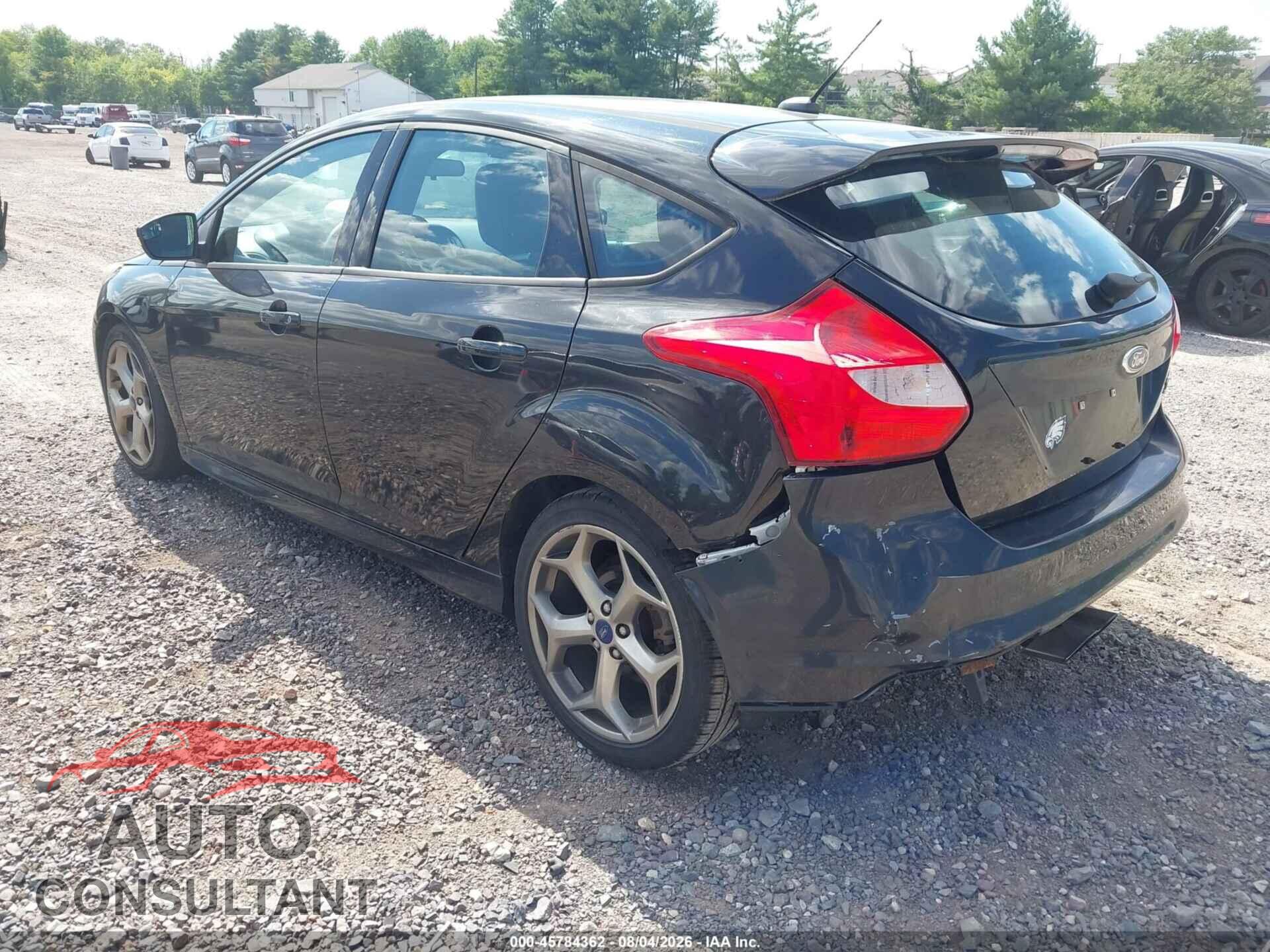FORD FOCUS ST 2013 - 1FADP3L95DL149801