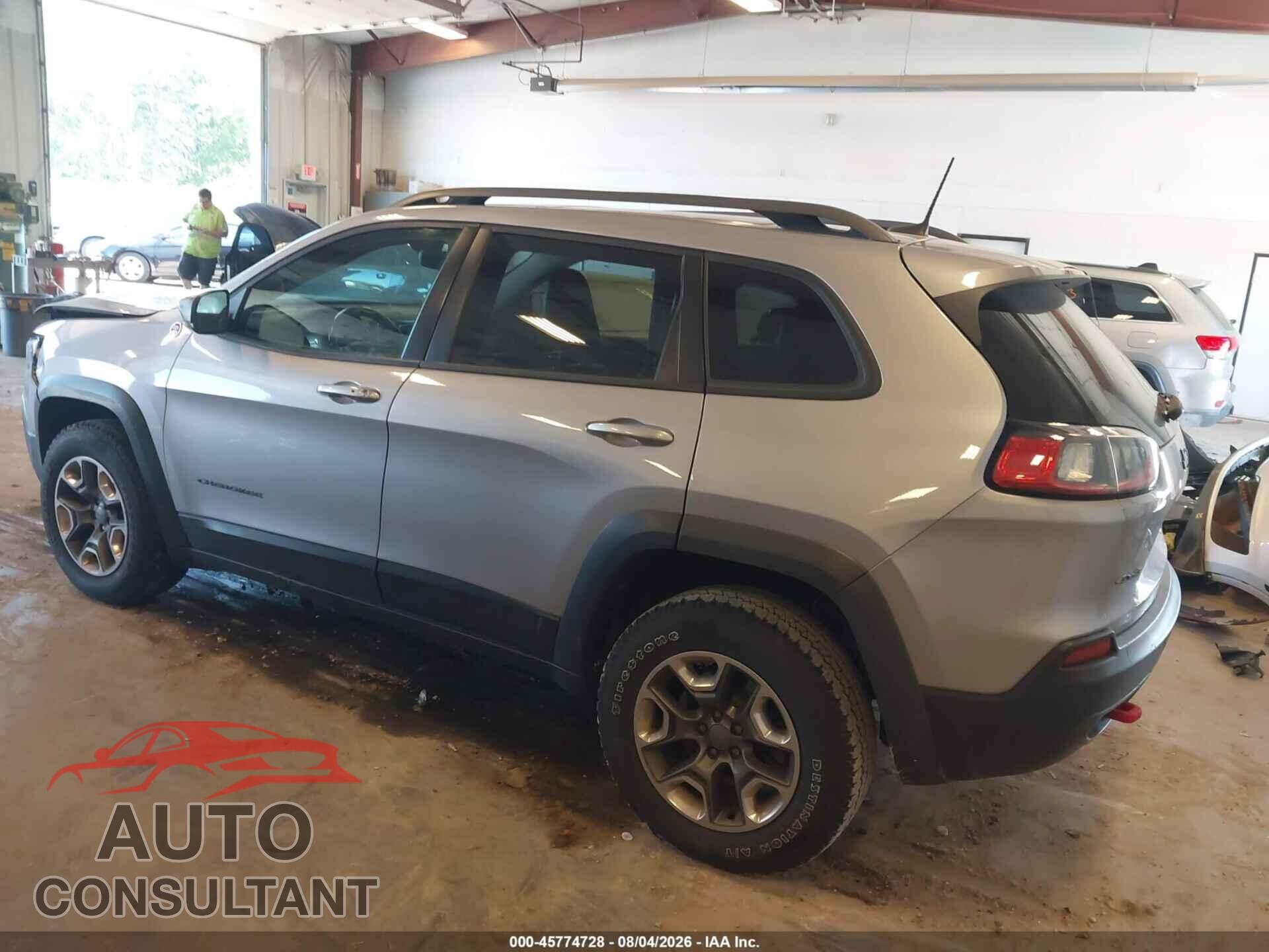 JEEP CHEROKEE 2019 - 1C4PJMBX2KD282425