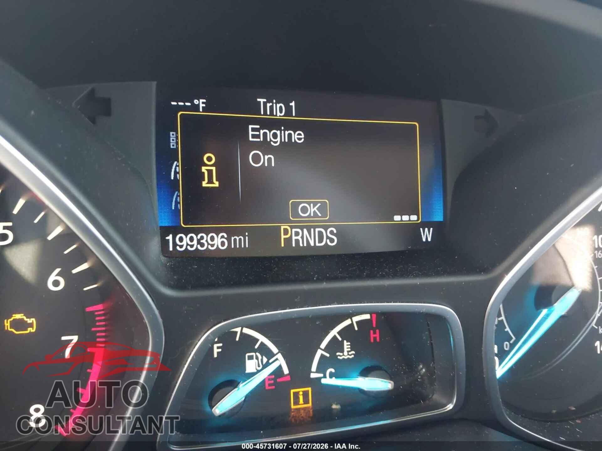 FORD ESCAPE 2017 - 1FMCU0F74HUA19012