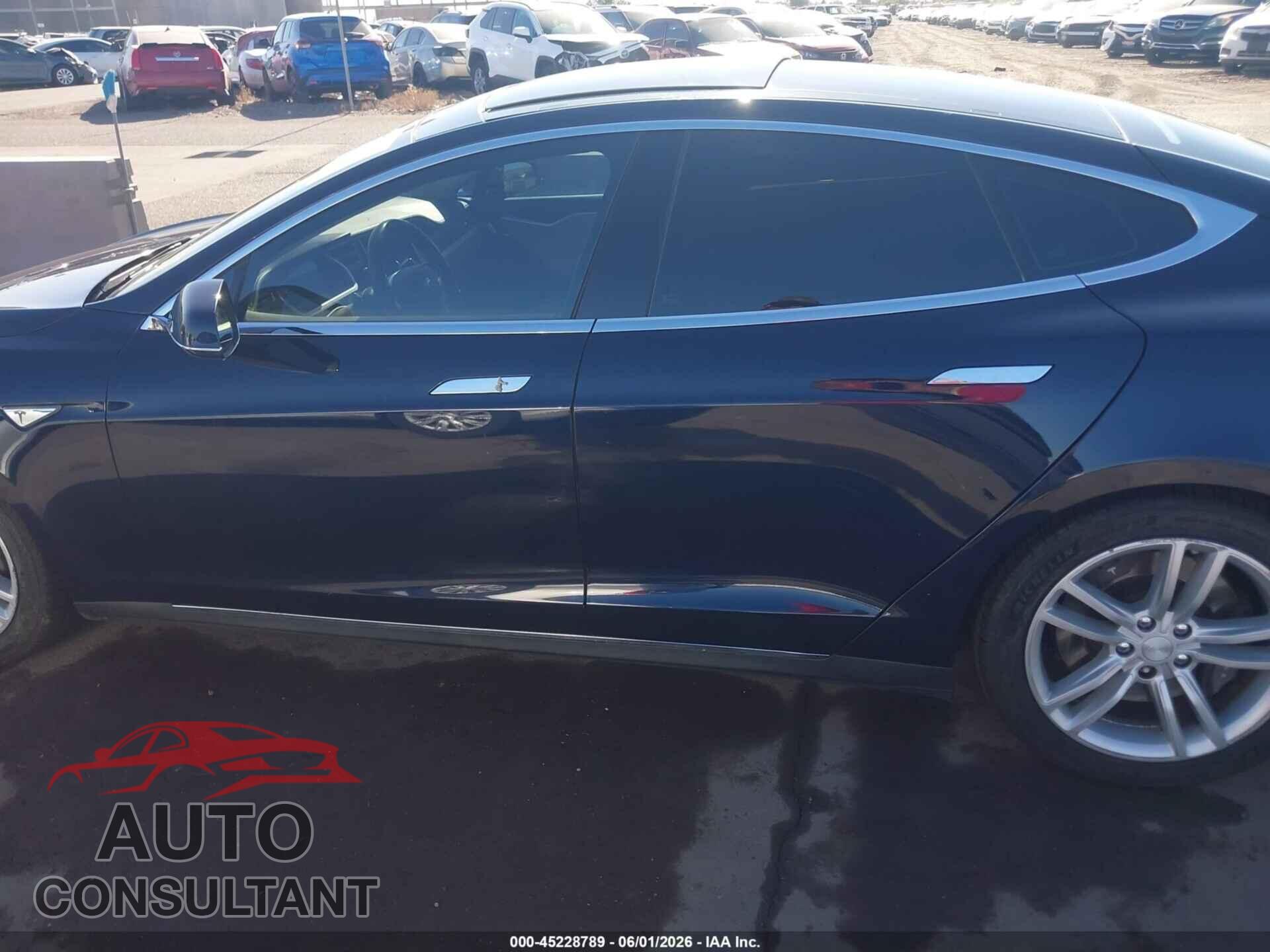 TESLA MODEL S 2013 - 5YJSA1DN3DFP20935