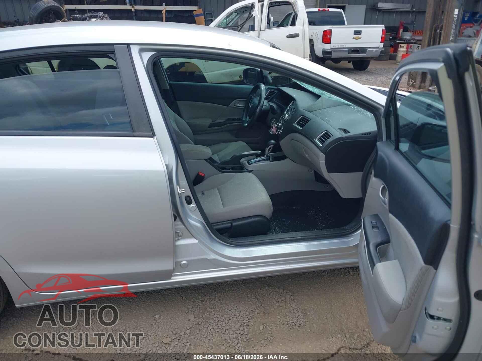 HONDA CIVIC 2015 - 2HGFB2F56FH538467