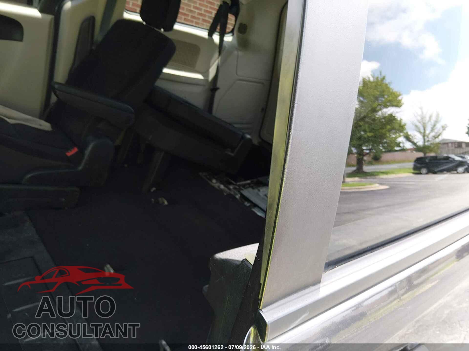 DODGE GRAND CARAVAN 2018 - 2C4RDGBG8JR318647