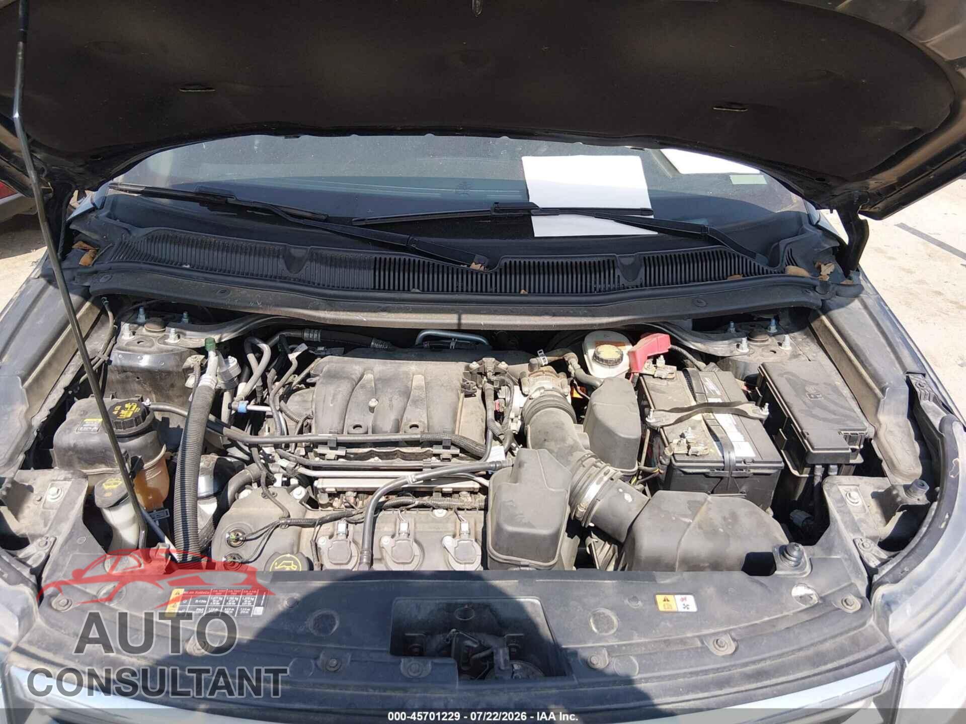 FORD EXPLORER 2018 - 1FM5K7D80JGB30535