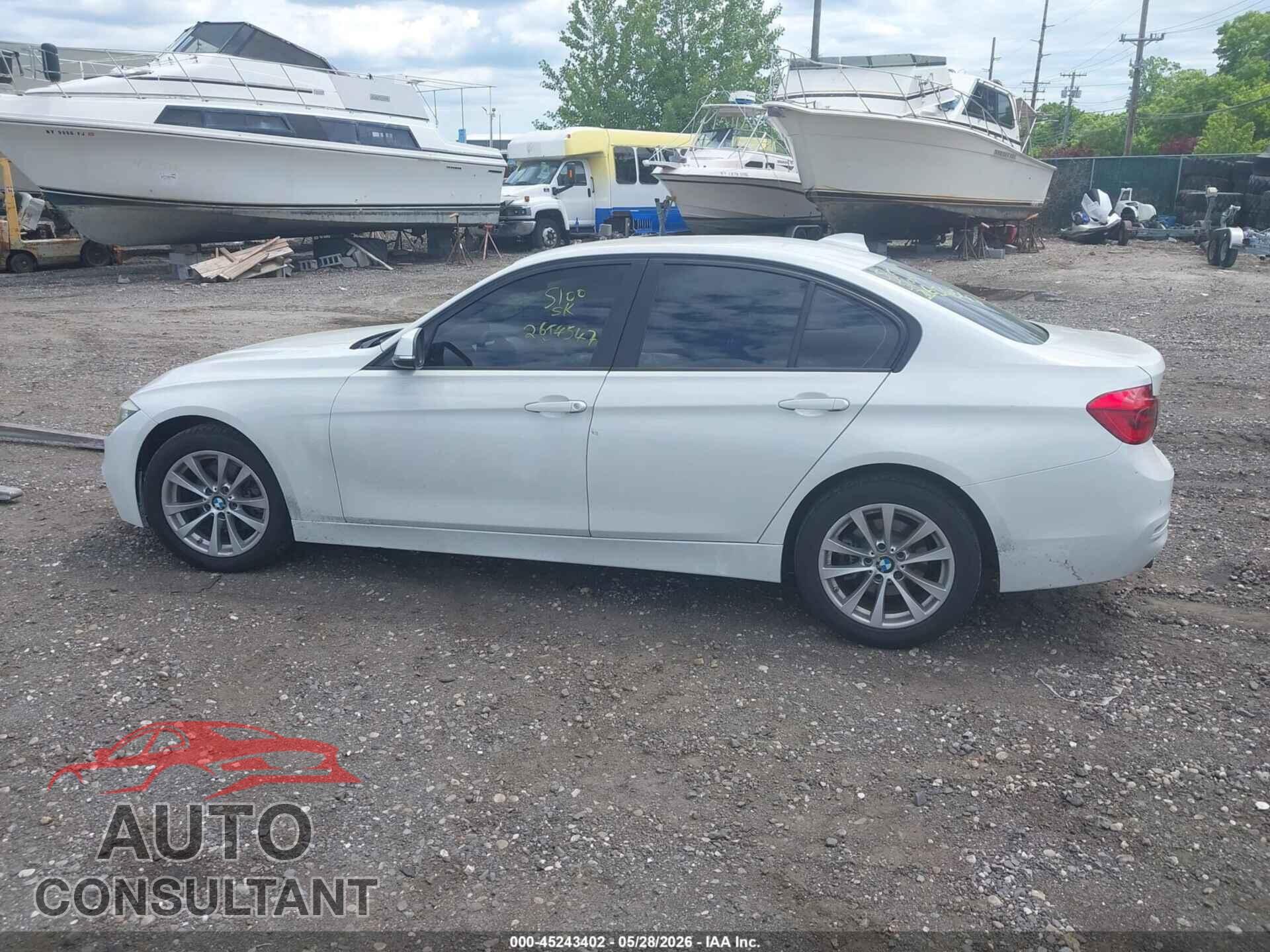 BMW 320I 2017 - WBA8E1G37HNU17573
