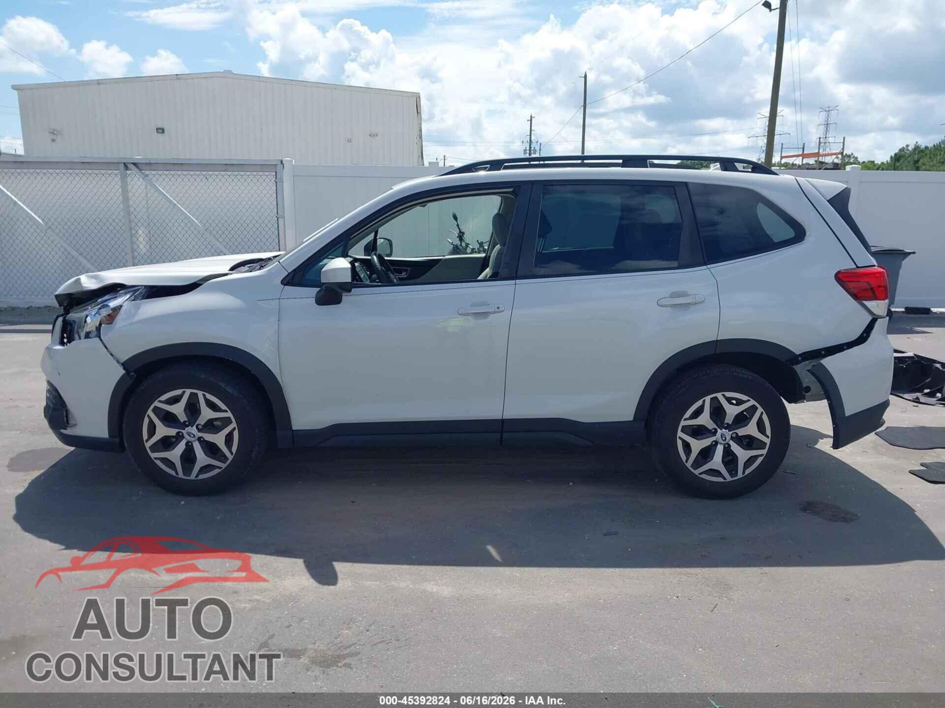 SUBARU FORESTER 2023 - JF2SKAEC8PH462136