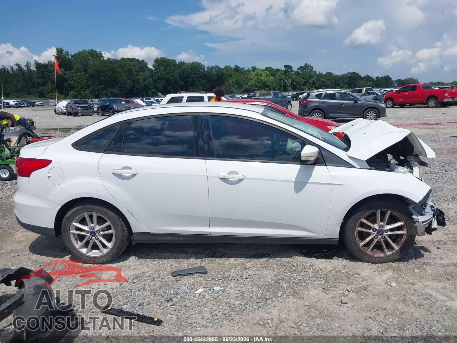 FORD FOCUS 2017 - 1FADP3F2XHL287001