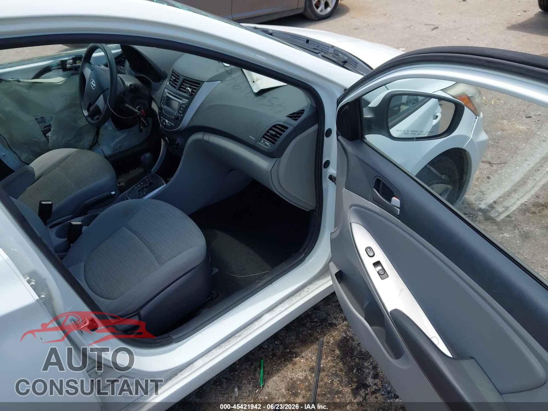 HYUNDAI ACCENT 2015 - KMHCT4AE1FU906404