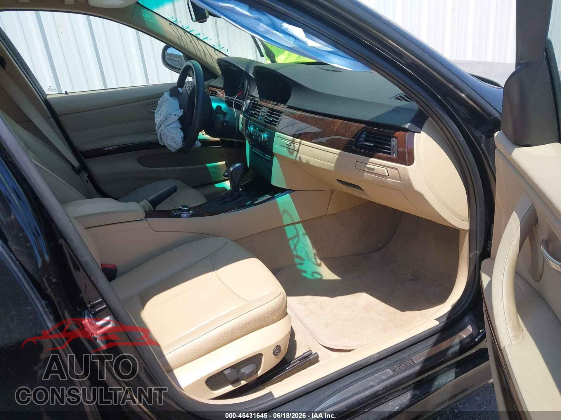 BMW 328I 2011 - WBAPH5C57BA441033