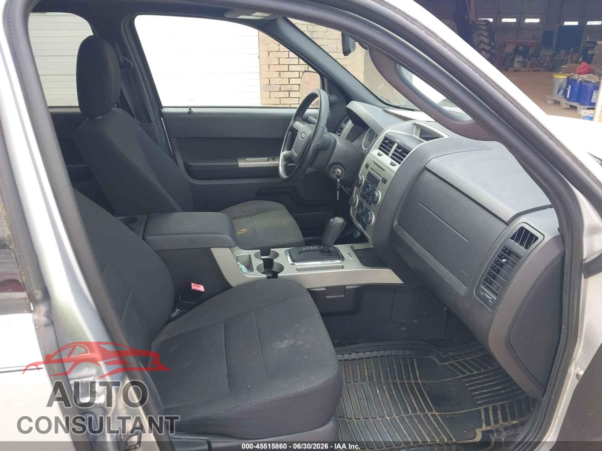 FORD ESCAPE 2010 - 1FMCU0D7XAKA02932