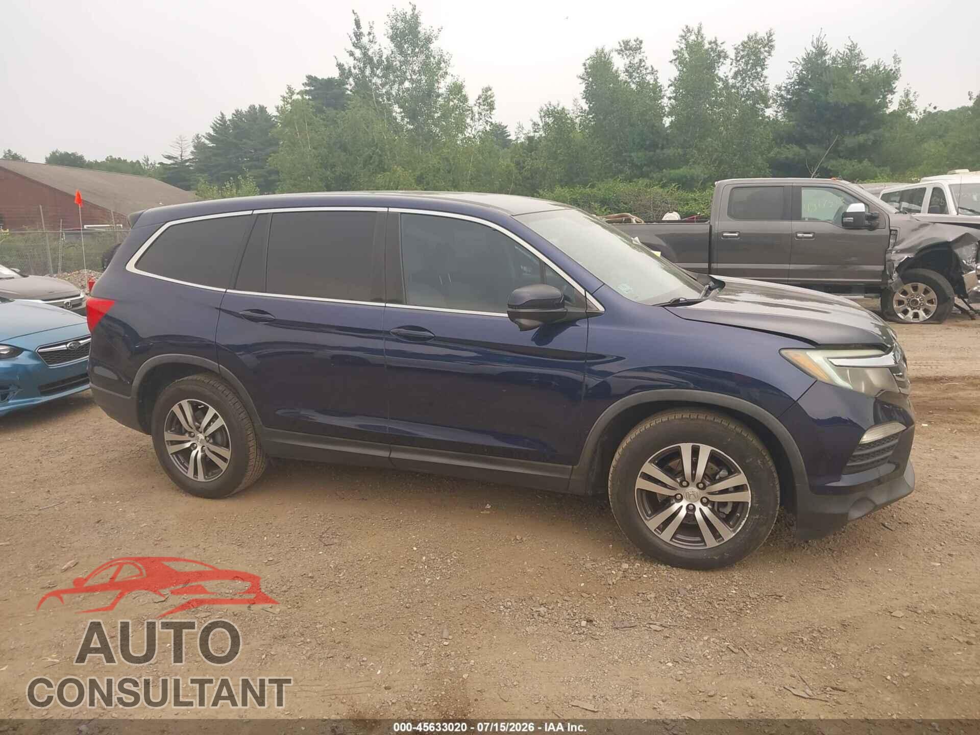 HONDA PILOT 2017 - 5FNYF5H39HB020533