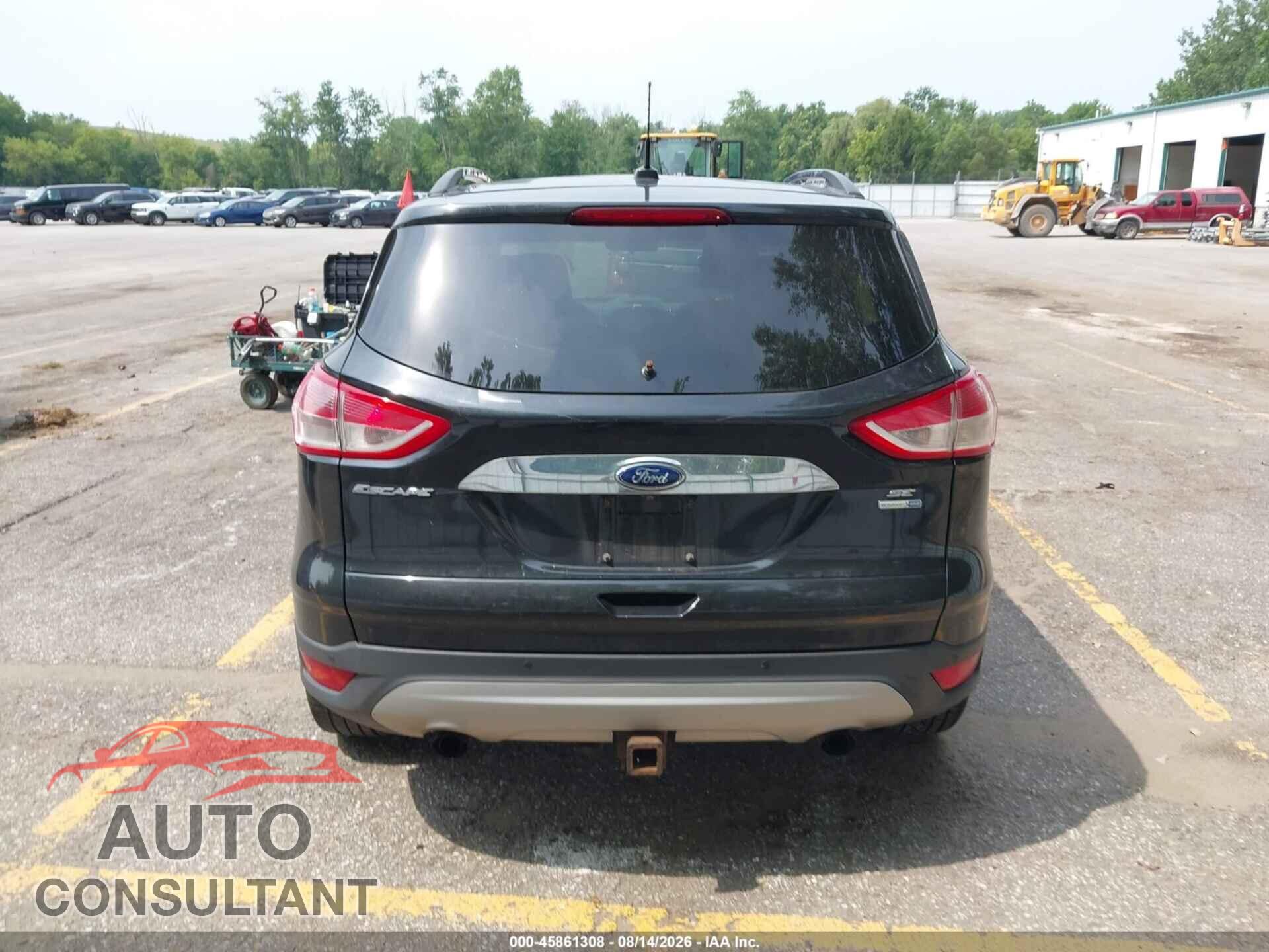 FORD ESCAPE 2015 - 1FMCU9G98FUC09073