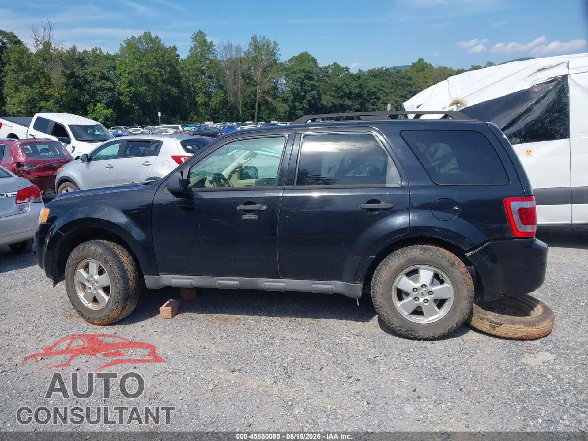FORD ESCAPE 2010 - 1FMCU0D78AKC68109