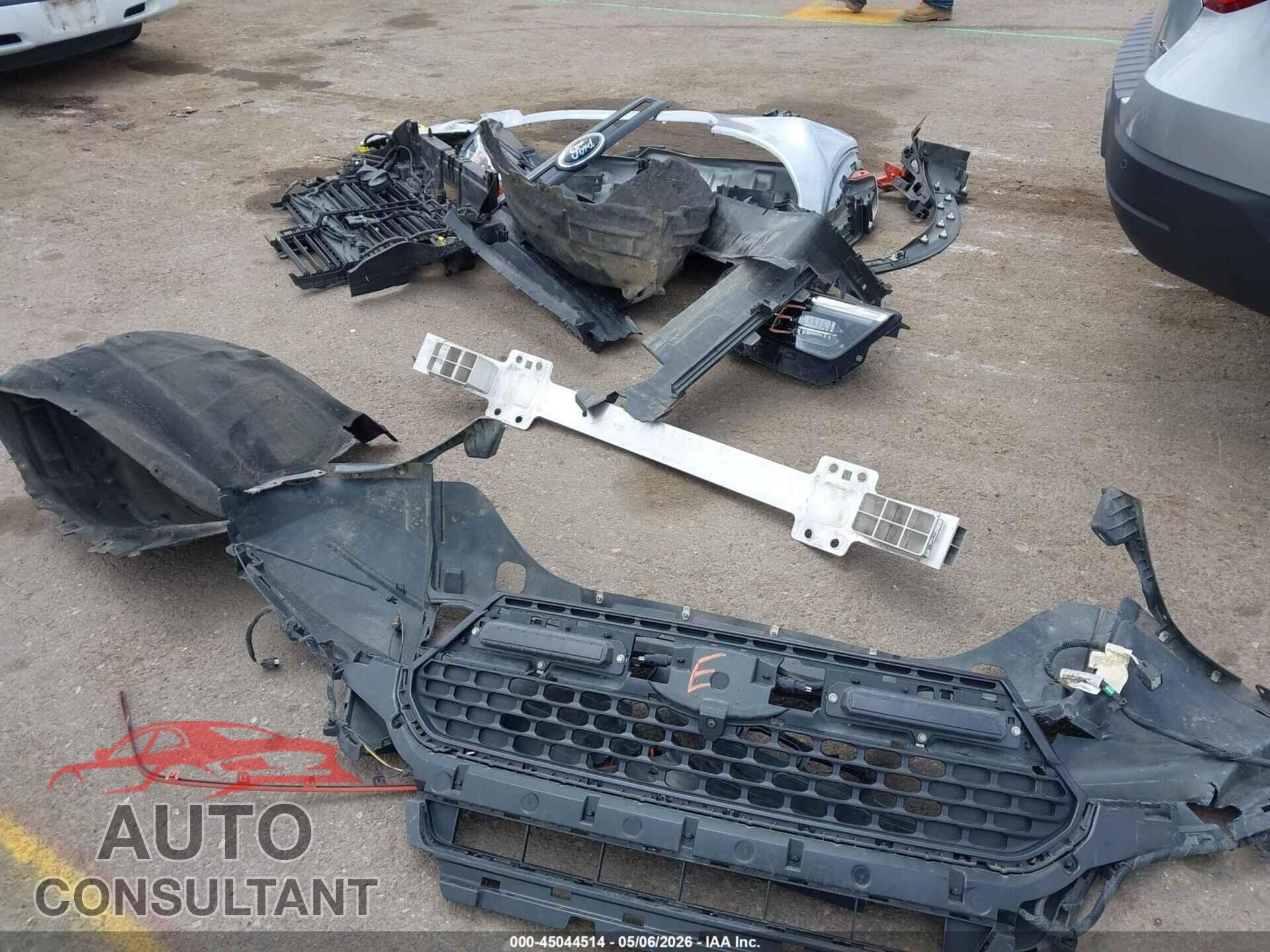 FORD EXPLORER 2022 - 1FMSK8JH7NGB12634