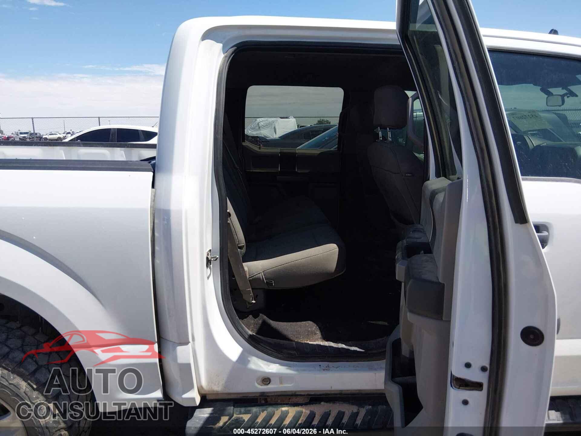 FORD F-150 2020 - 1FTEW1E40LFB15558