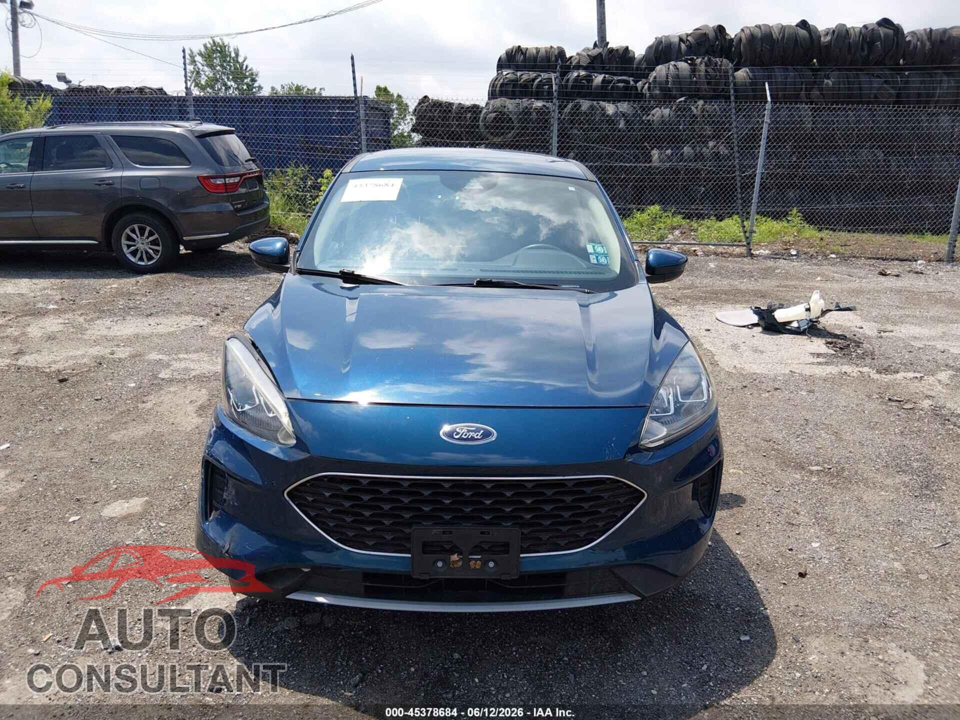 FORD ESCAPE 2020 - 1FMCU0G61LUA48546