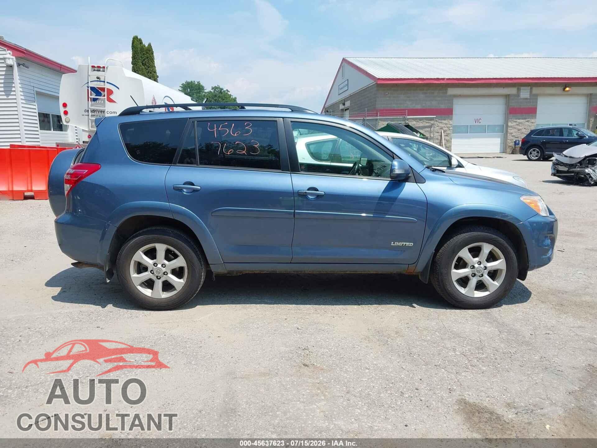 TOYOTA RAV4 2010 - JTMDF4DV8A5029795