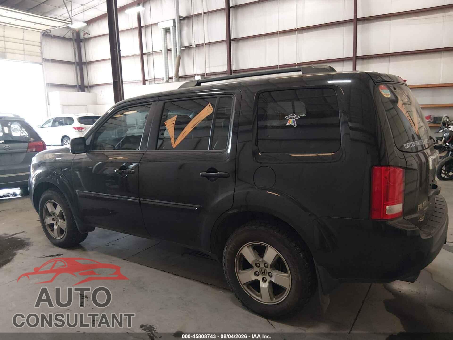 HONDA PILOT 2011 - 5FNYF4H71BB010938