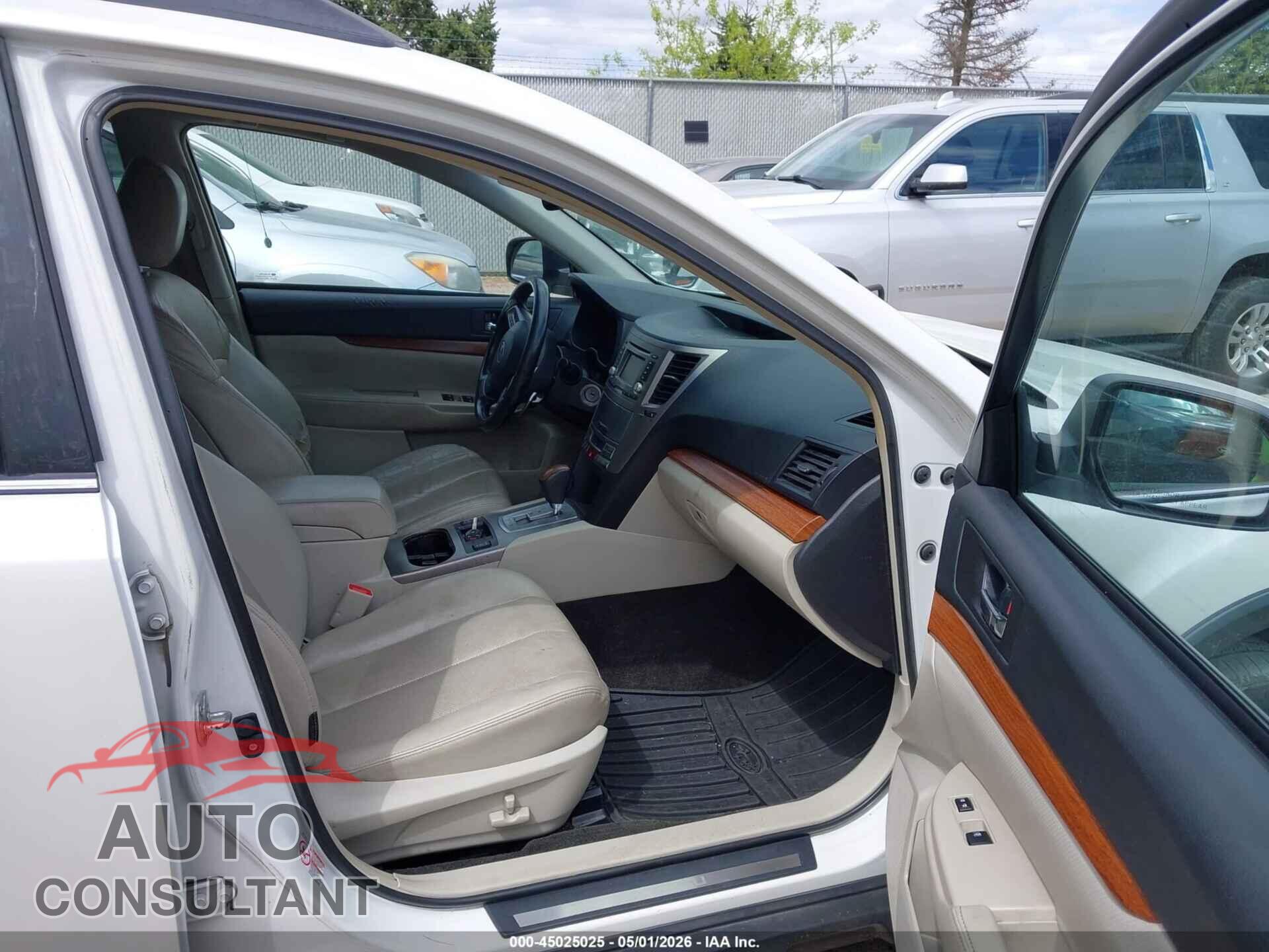 SUBARU OUTBACK 2013 - 4S4BRCKCXD3310549