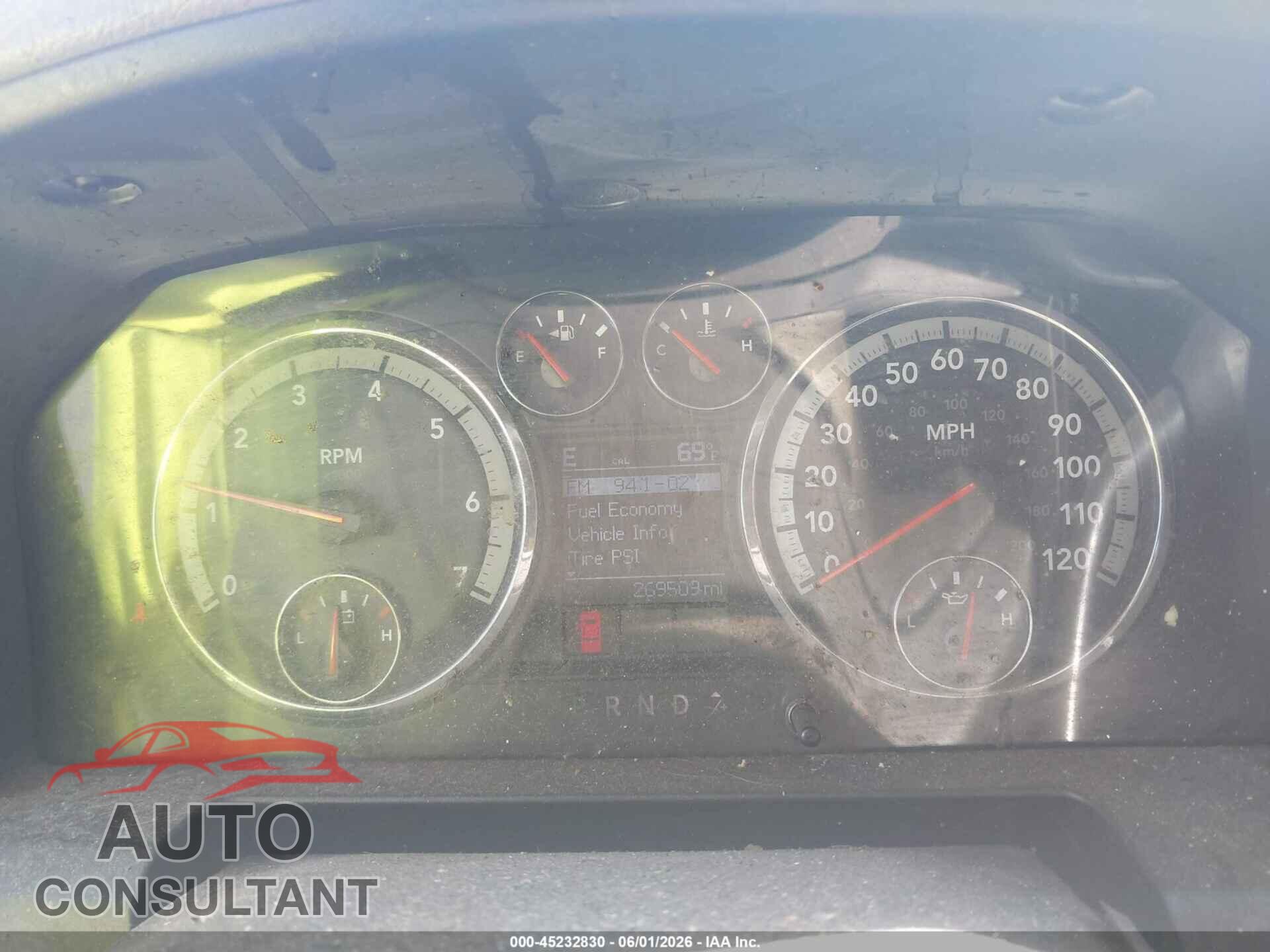 DODGE RAM 1500 2010 - 1D7RV1CT6AS197448