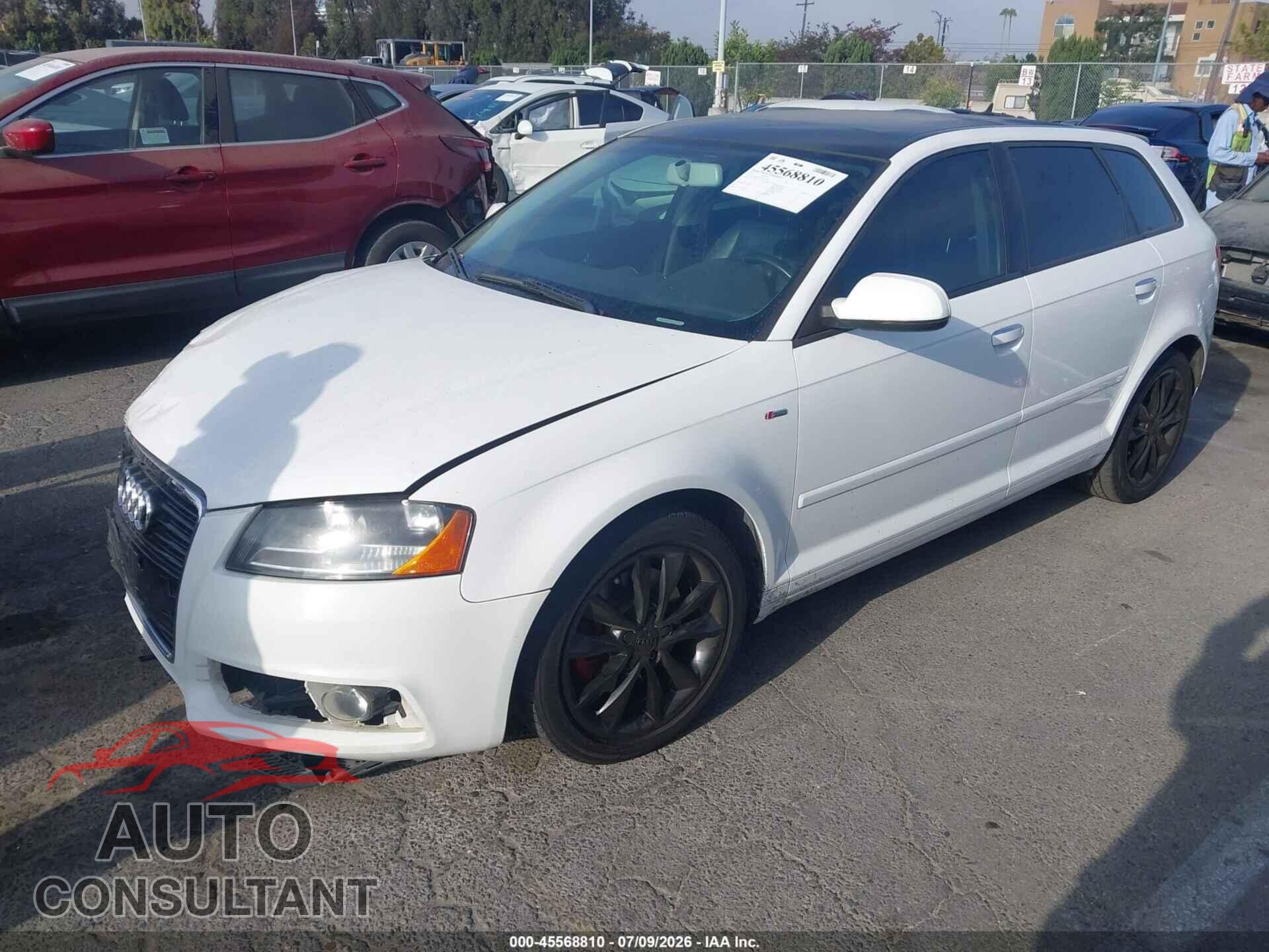 AUDI A3 2012 - WAUBEAFM2CA051781