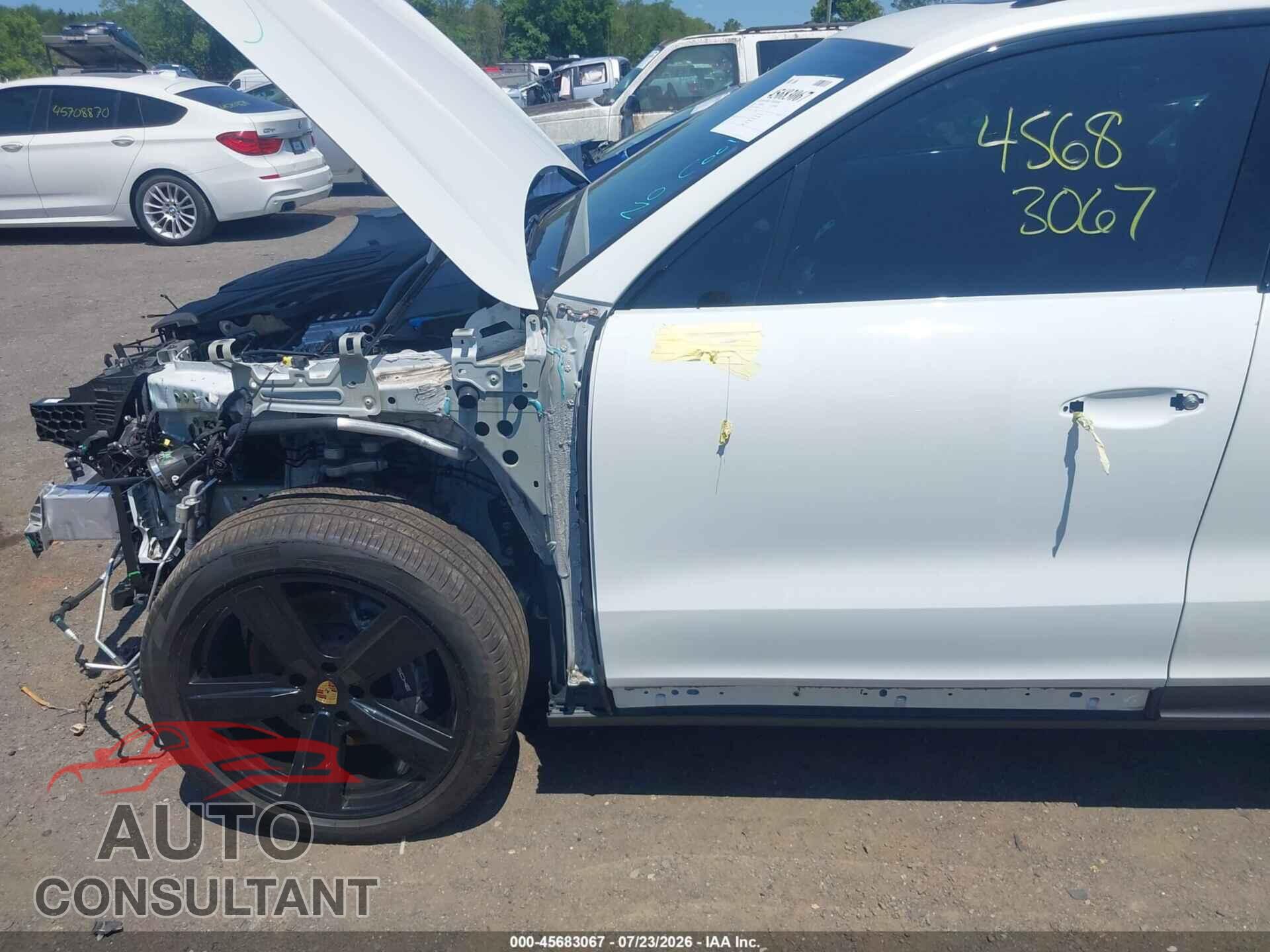 PORSCHE CAYENNE 2024 - WP1AA2AY8RDA07767
