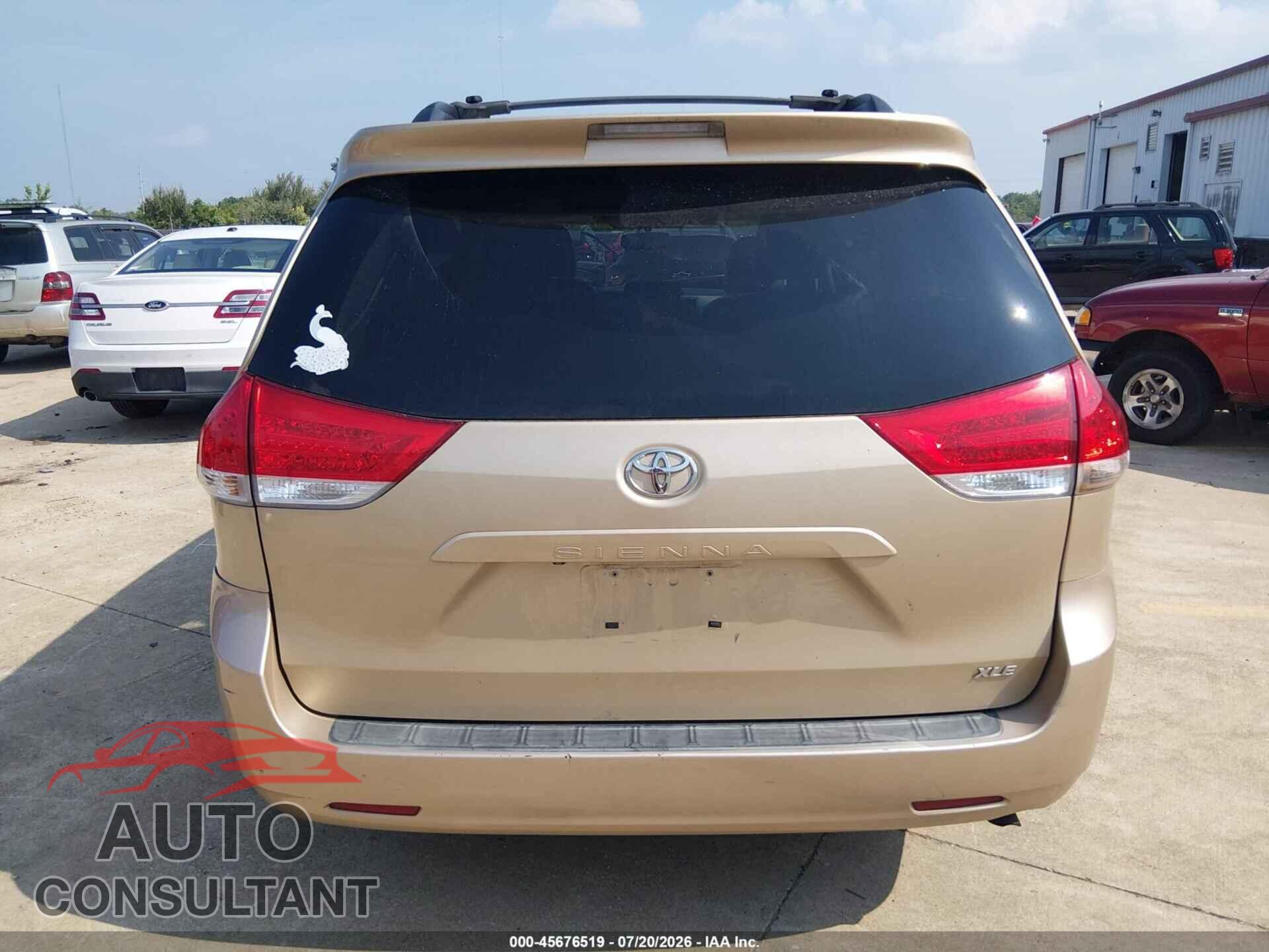TOYOTA SIENNA 2012 - 5TDYK3DC5CS183710