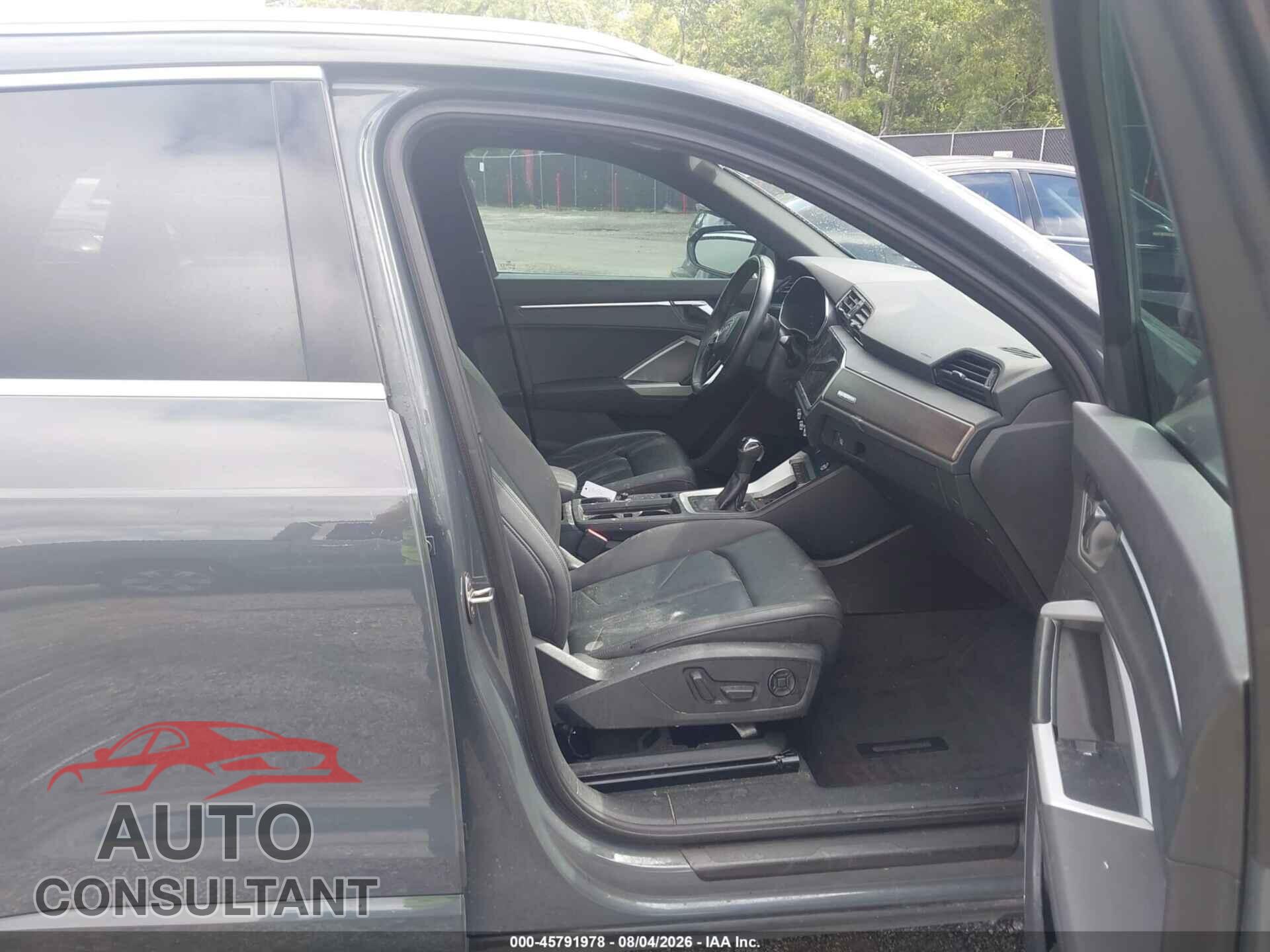 AUDI Q3 2020 - WA1BECF39L1004408