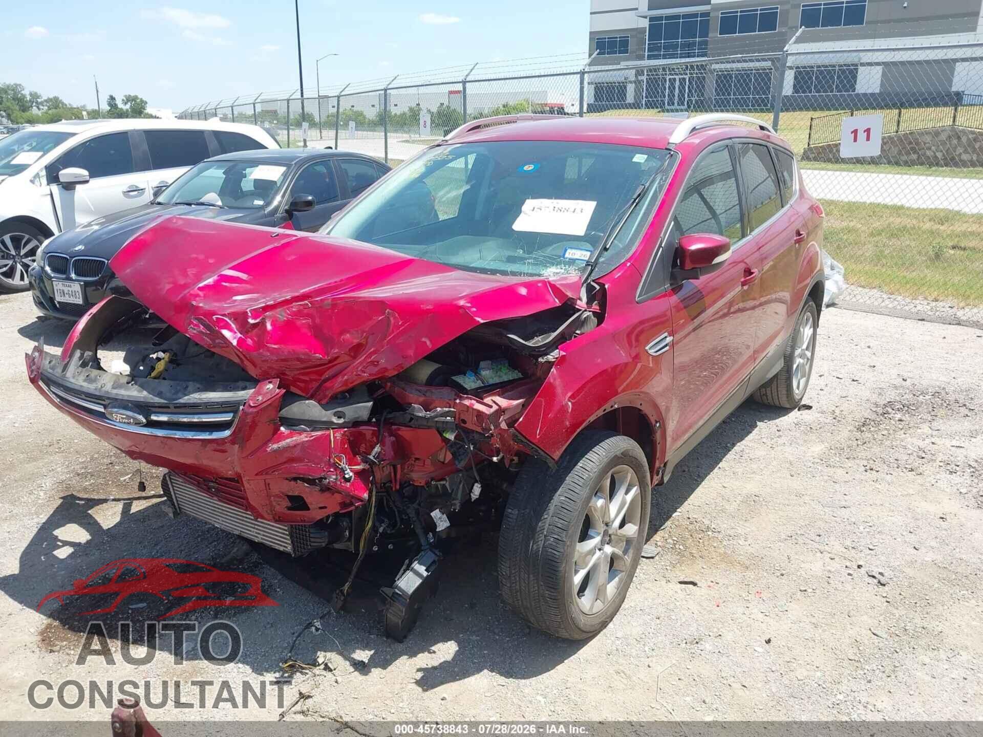 FORD ESCAPE 2015 - 1FMCU0J92FUC26326
