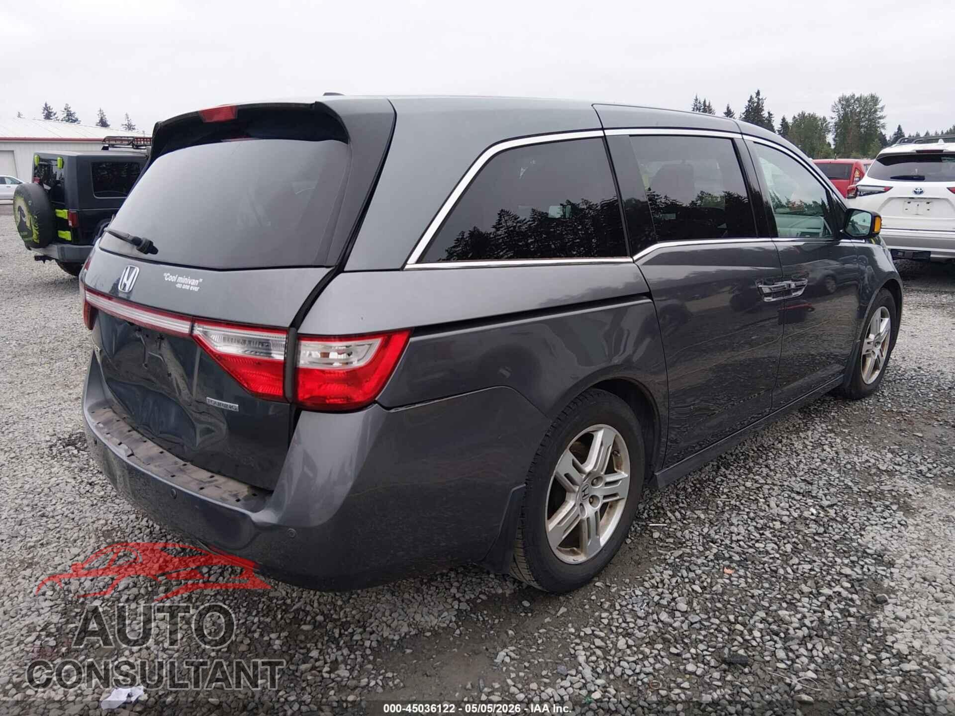 HONDA ODYSSEY 2013 - 5FNRL5H94DB041656