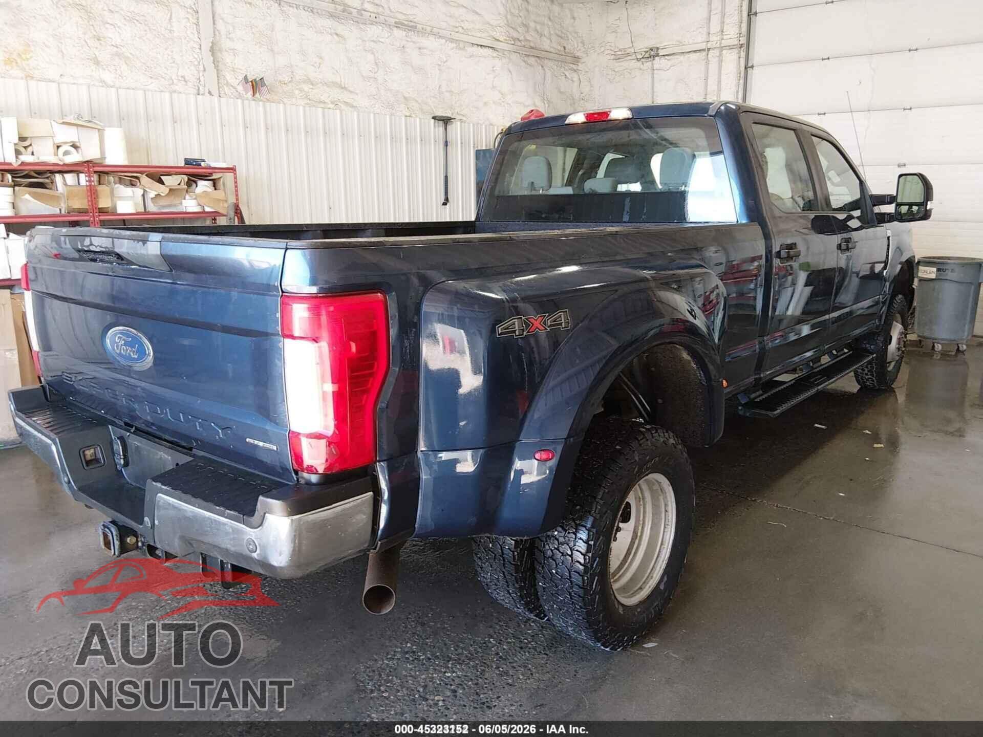 FORD F-350 2017 - 1FT8W3D68HEE15065