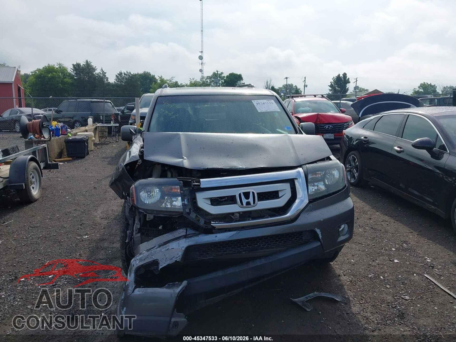 HONDA PILOT 2011 - 5FNYF4H56BB079915