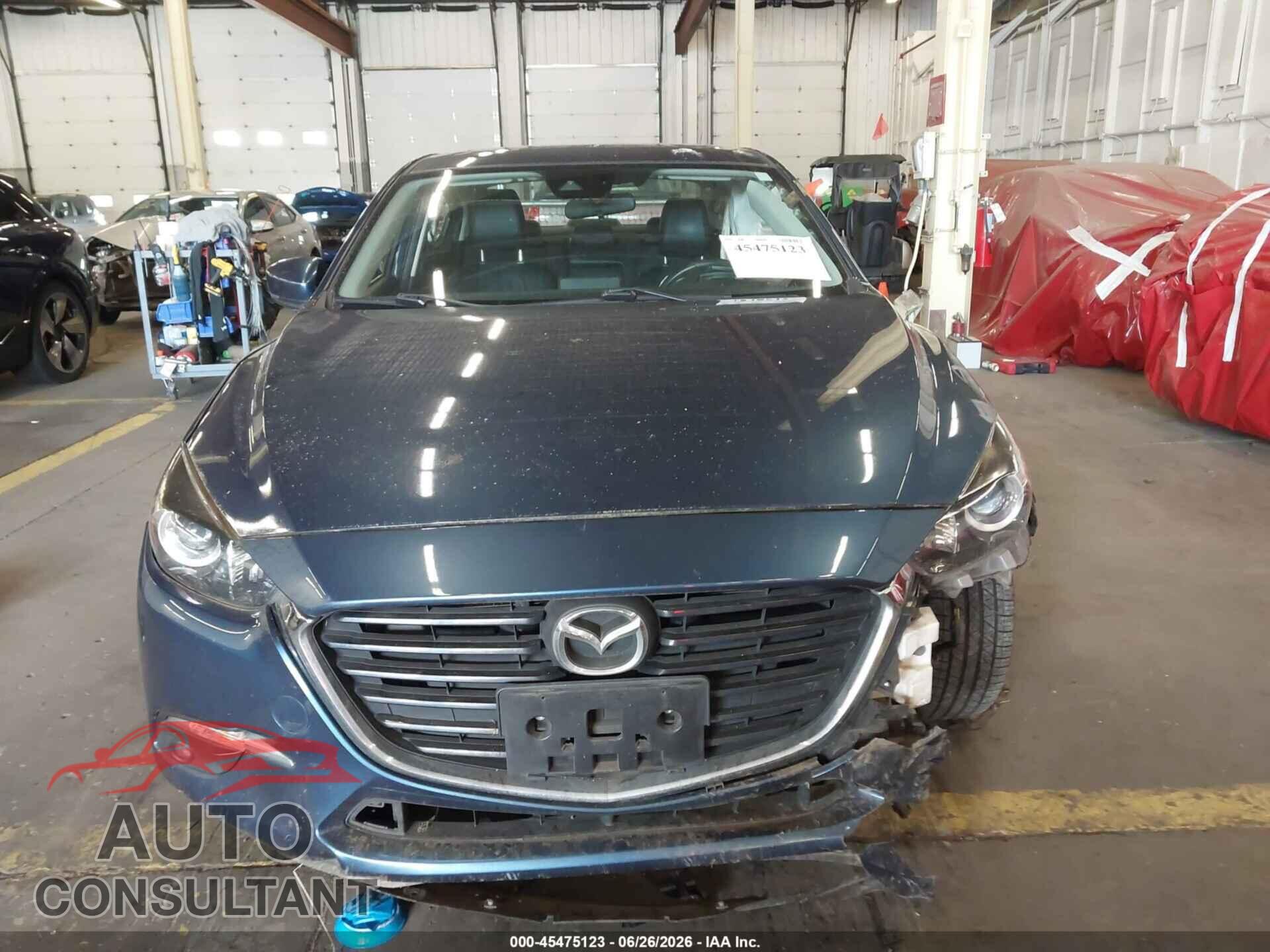 MAZDA MAZDA3 2017 - JM1BN1W38H1136660