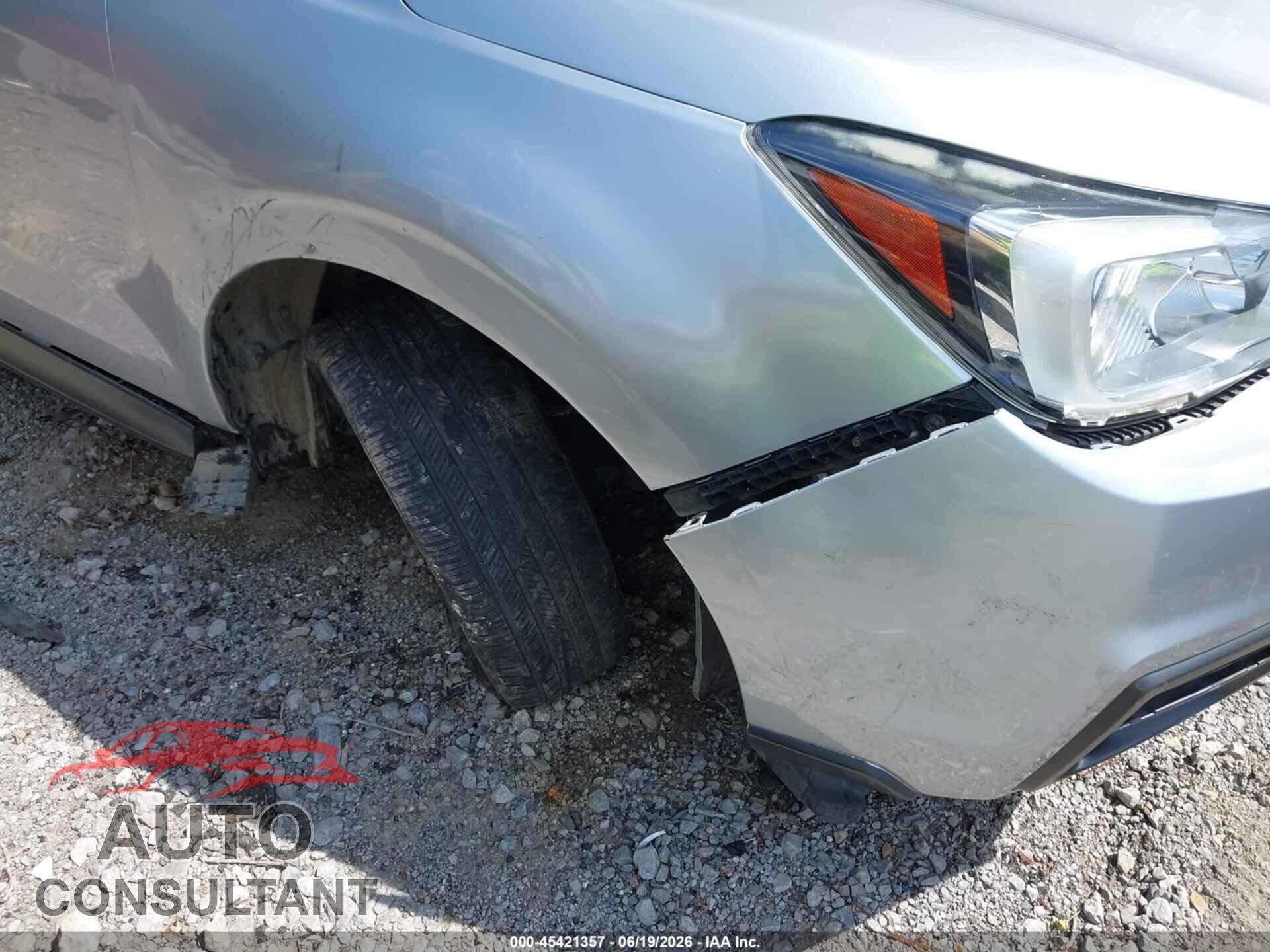 SUBARU FORESTER 2018 - JF2SJAEC7JH593584