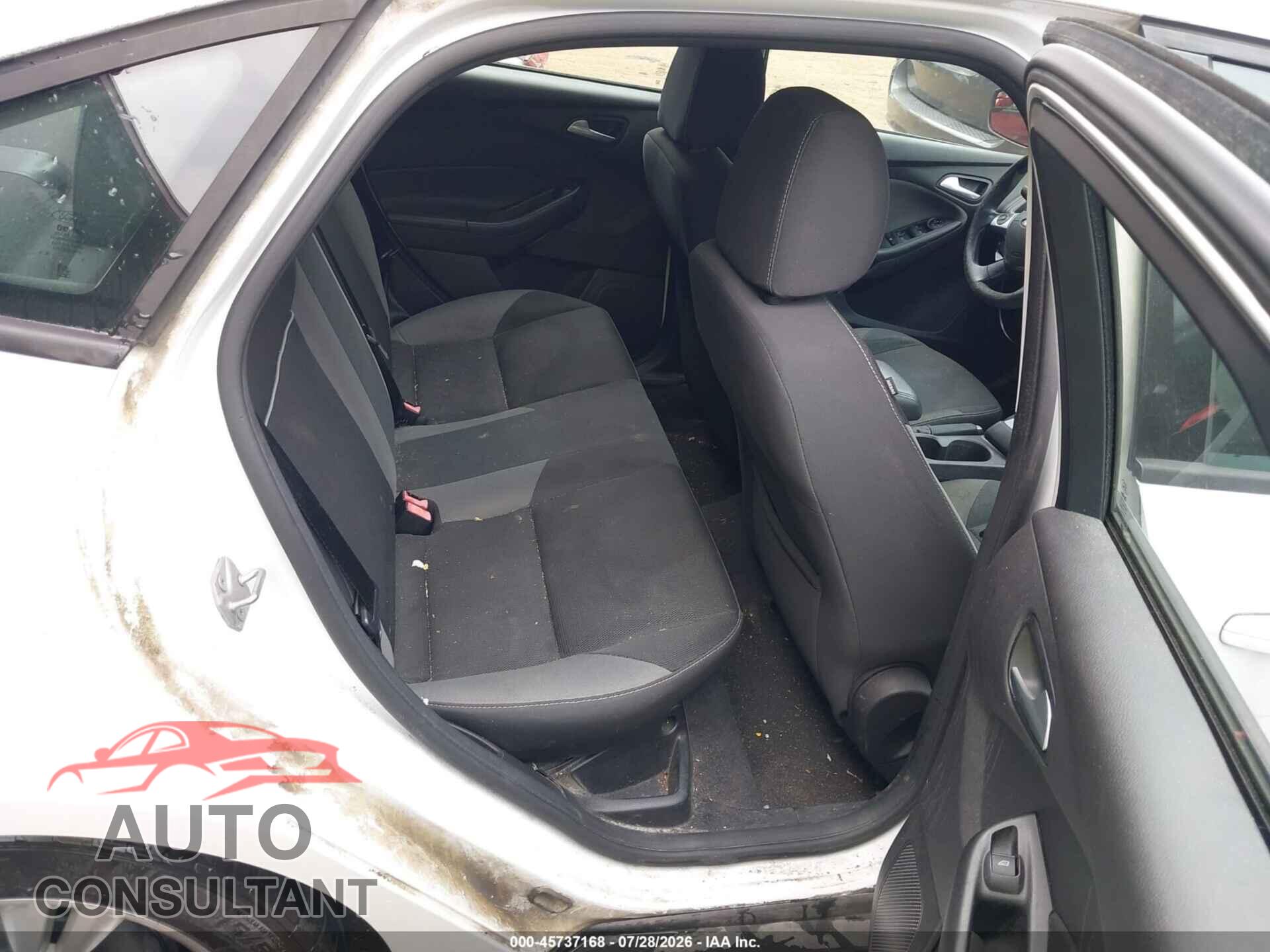 FORD FOCUS 2014 - 1FADP3F28EL260861