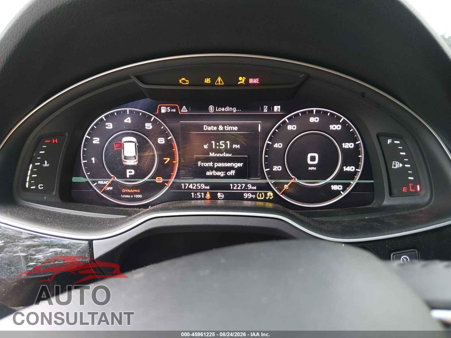 AUDI Q7 2018 - WA1LAAF71JD005166