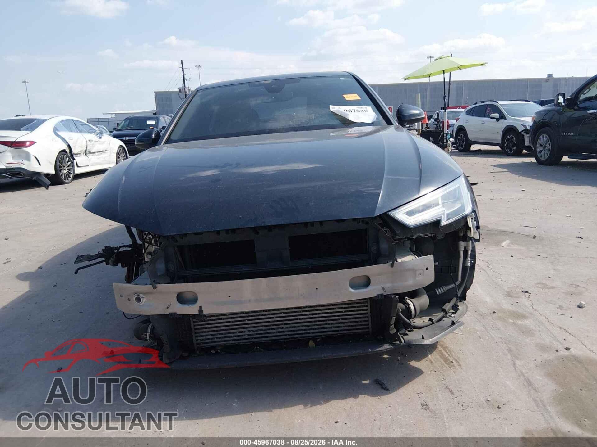 AUDI A4 2018 - WAULMAF47JA230886