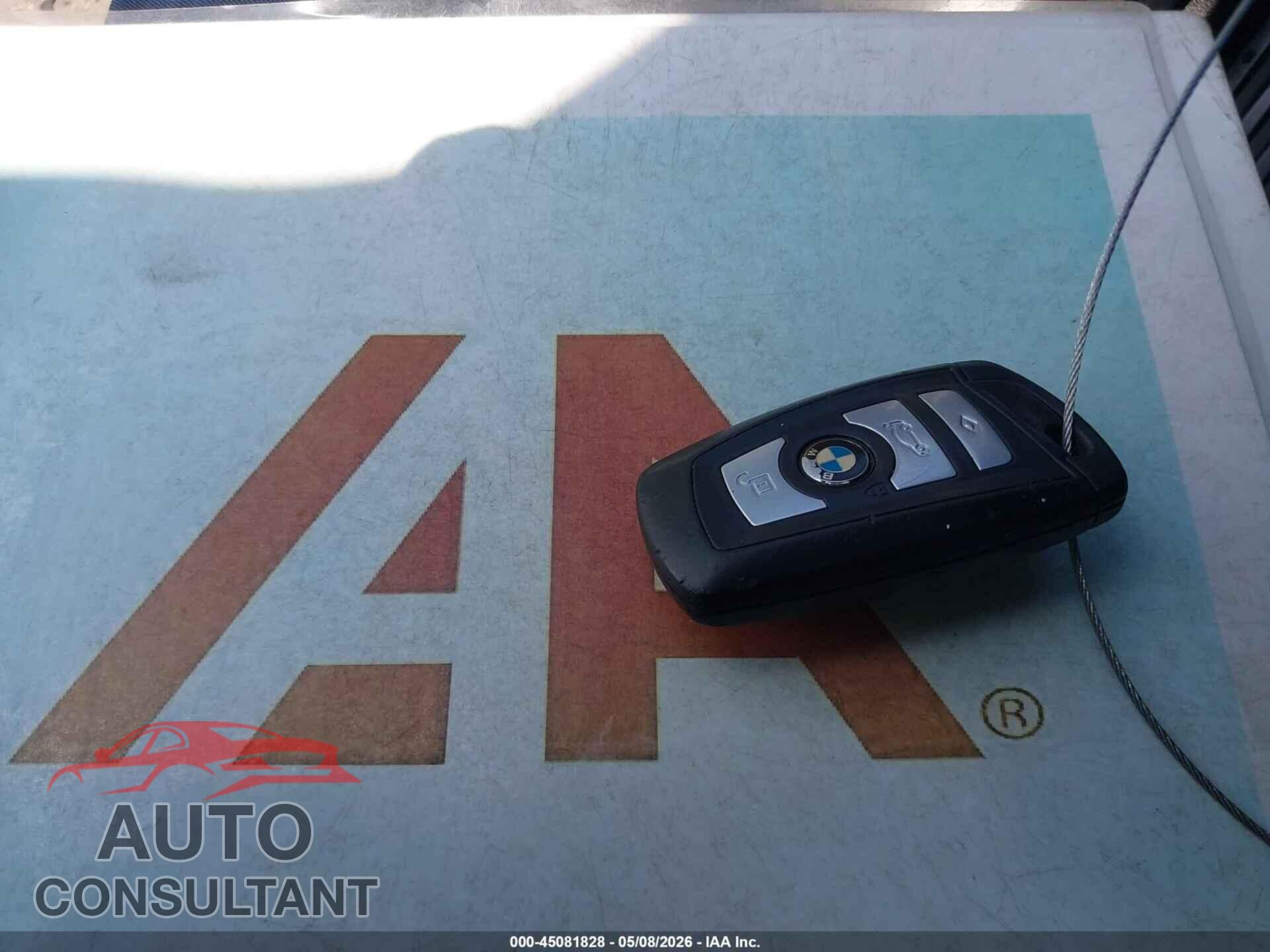 BMW 528I 2011 - WBAFR1C55BC738758