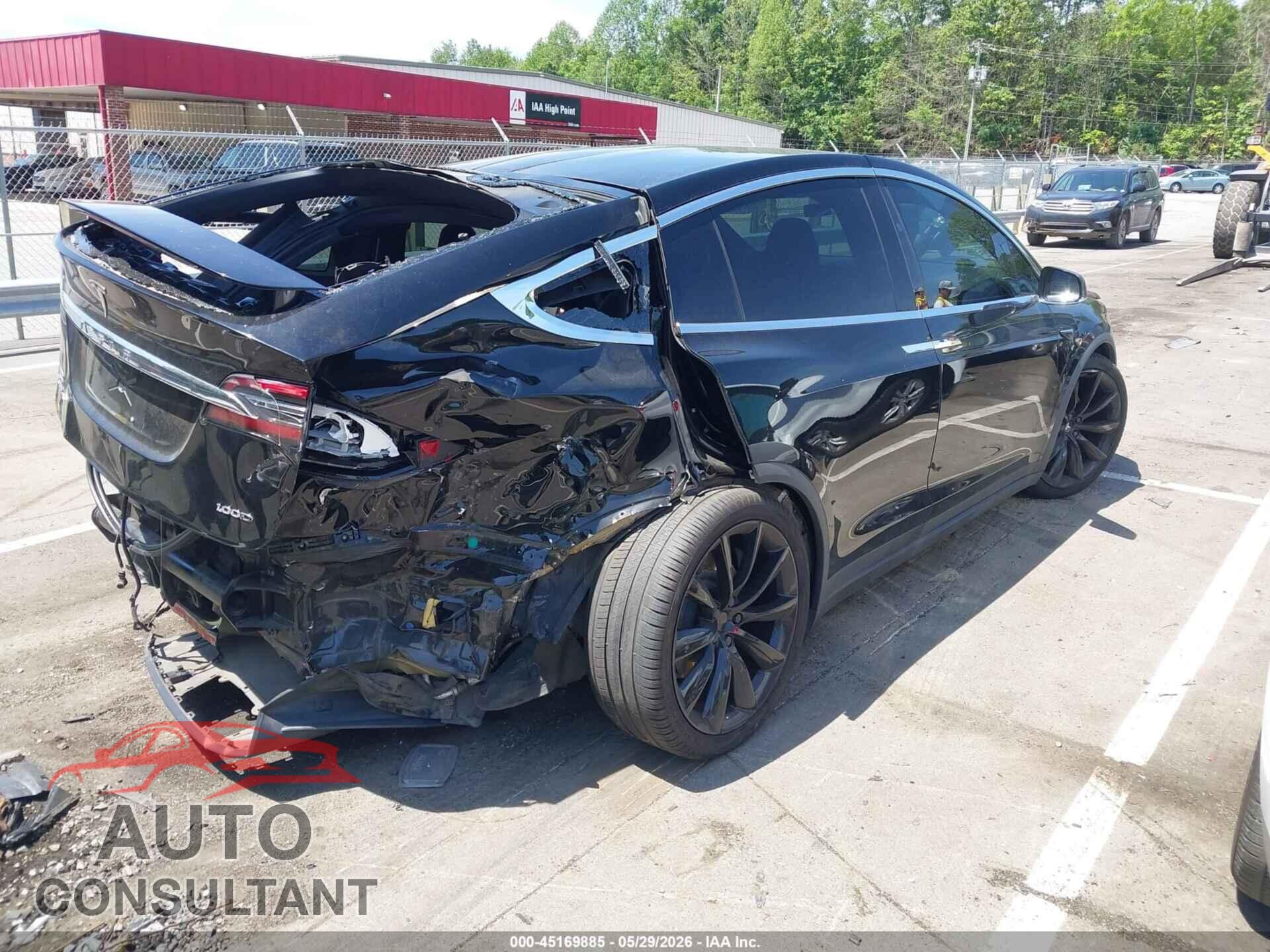 TESLA MODEL X 2018 - 5YJXCBE26JF139256