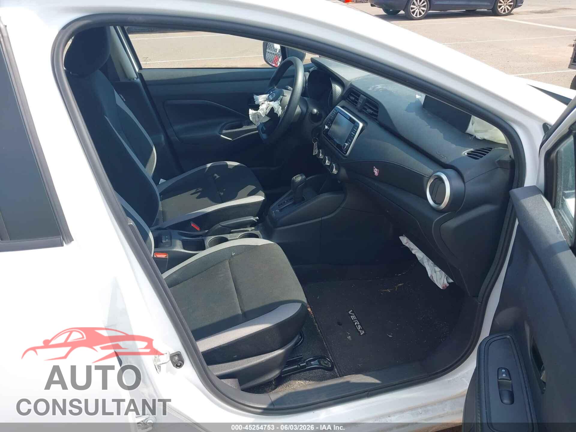 NISSAN VERSA 2025 - 3N1CN8DVXSL823207