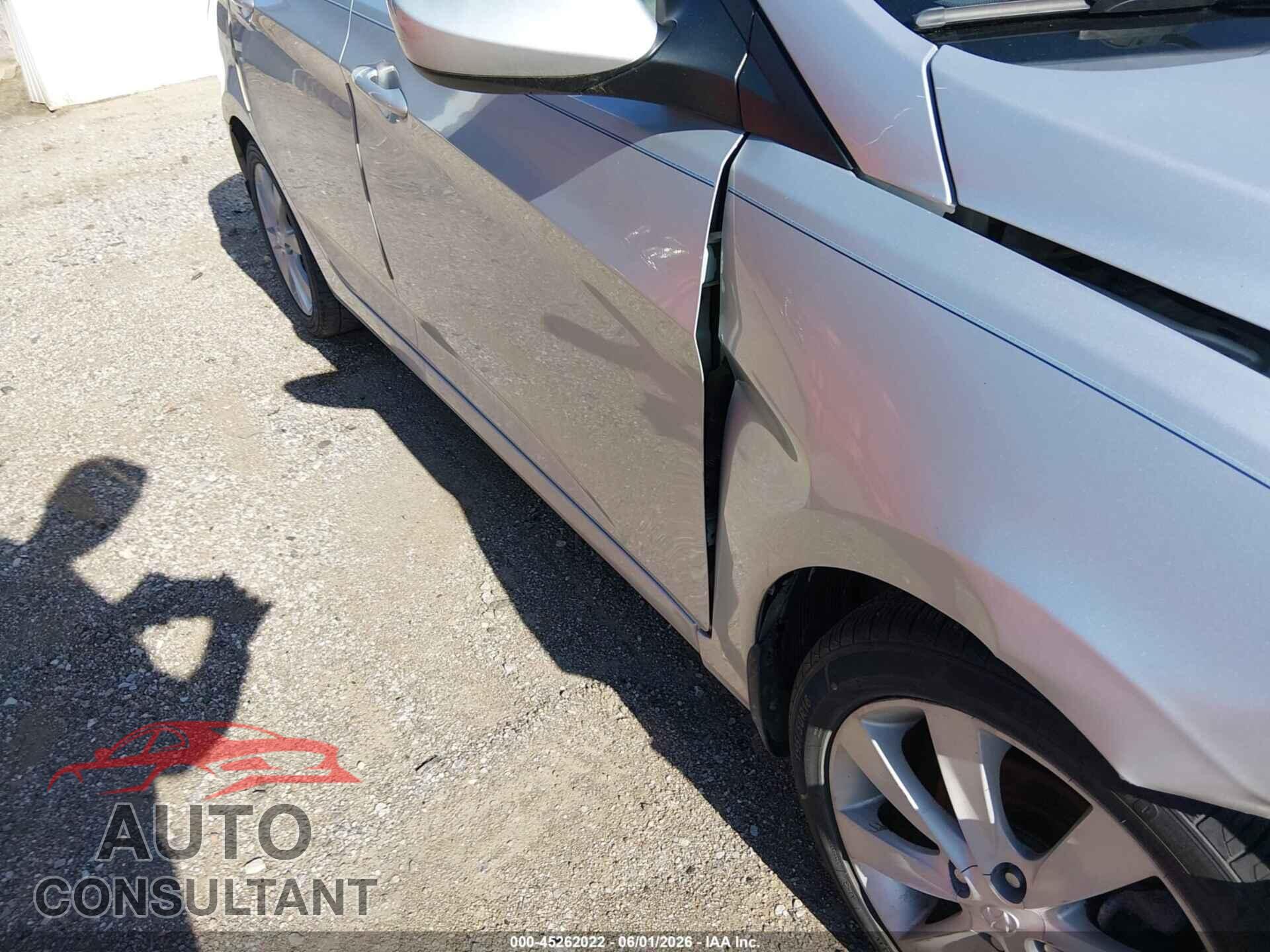 HYUNDAI ACCENT 2012 - KMHCU4AE2CU137579